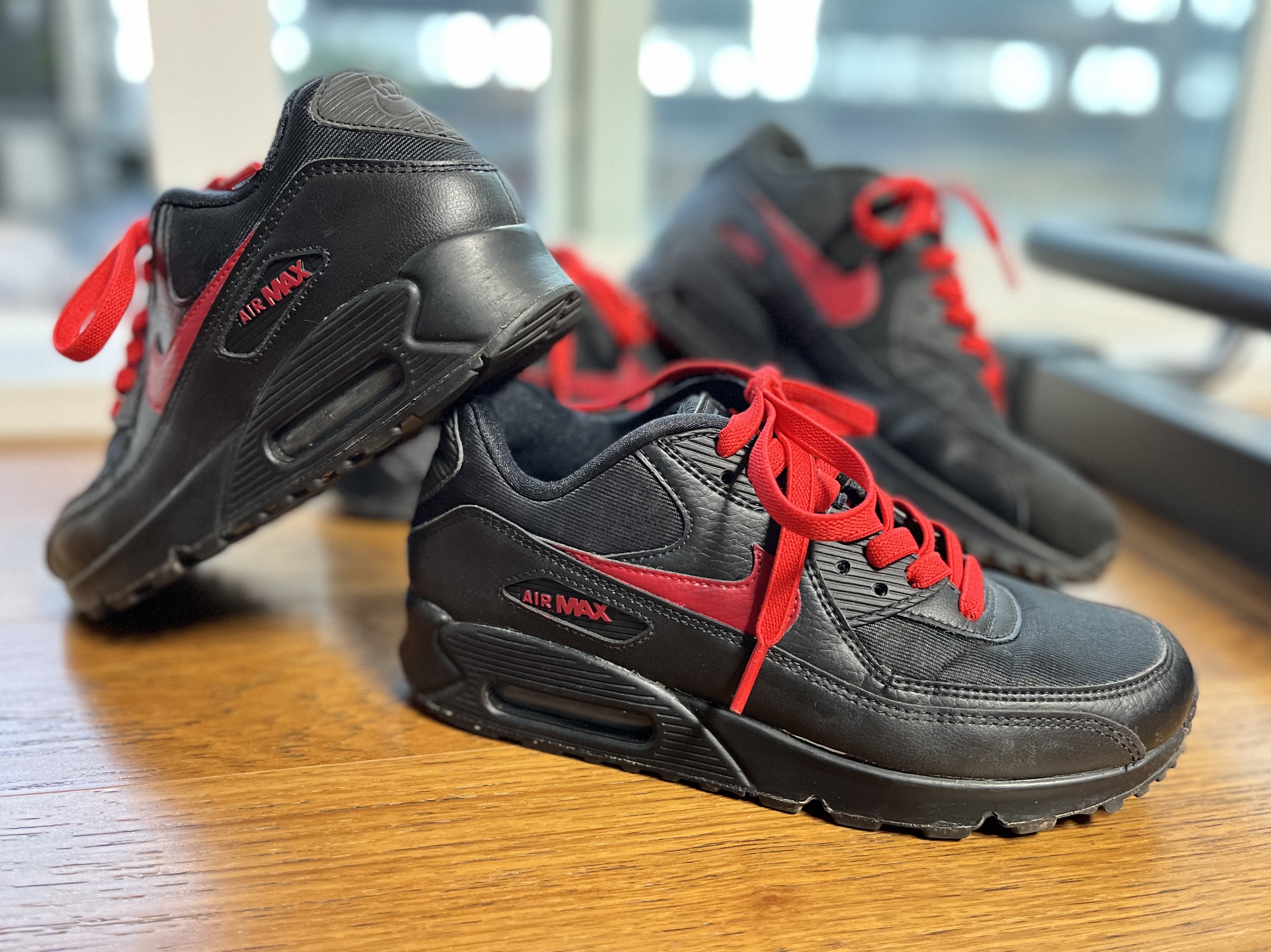 Nike Air Max 90 Triple Black 2018, Nike Air Max 90 LTR Triple Black 착용 스타일 - 3
