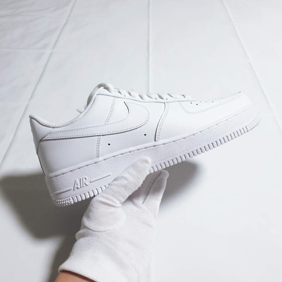 Nike Air Force 1 '07 Low White 착용 스타일 - 2