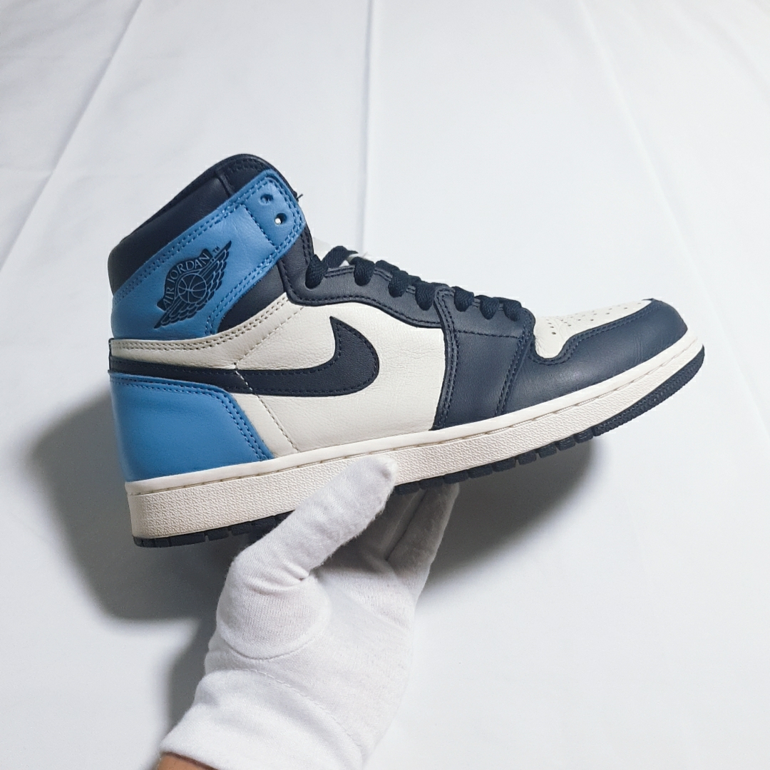 Jordan 1 Retro High Obsidian UNC 착용 스타일 - 1