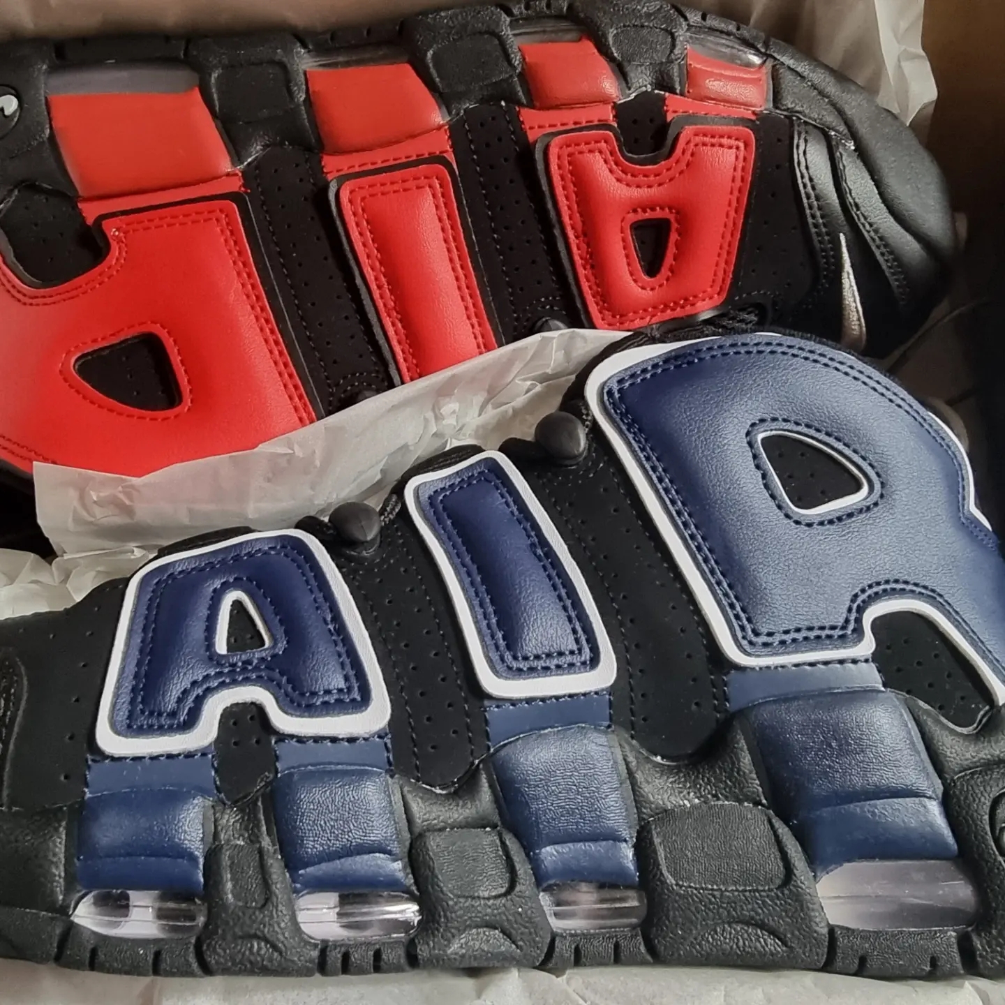 Nike Air More Uptempo 96 Black University Red 착용 스타일