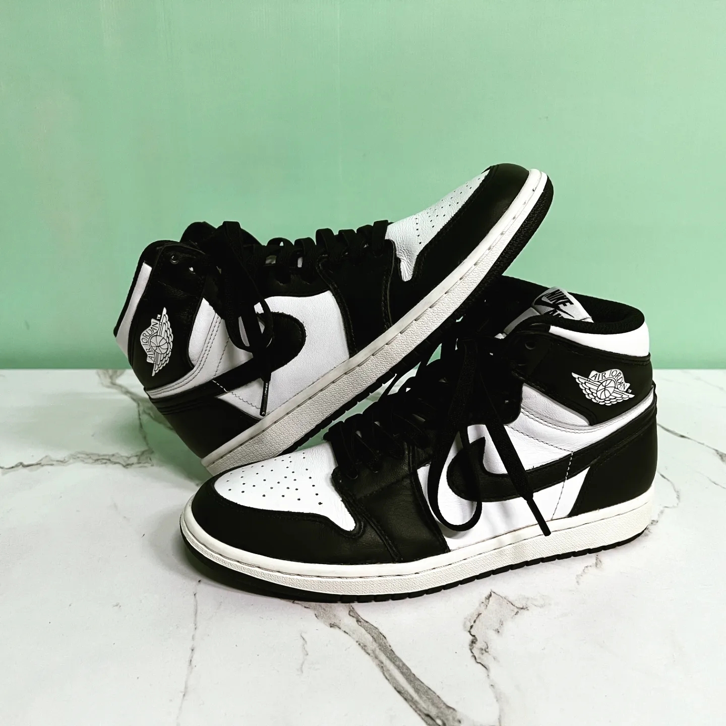Jordan 1 Retro High OG Black White 2014 착용 스타일 - 2