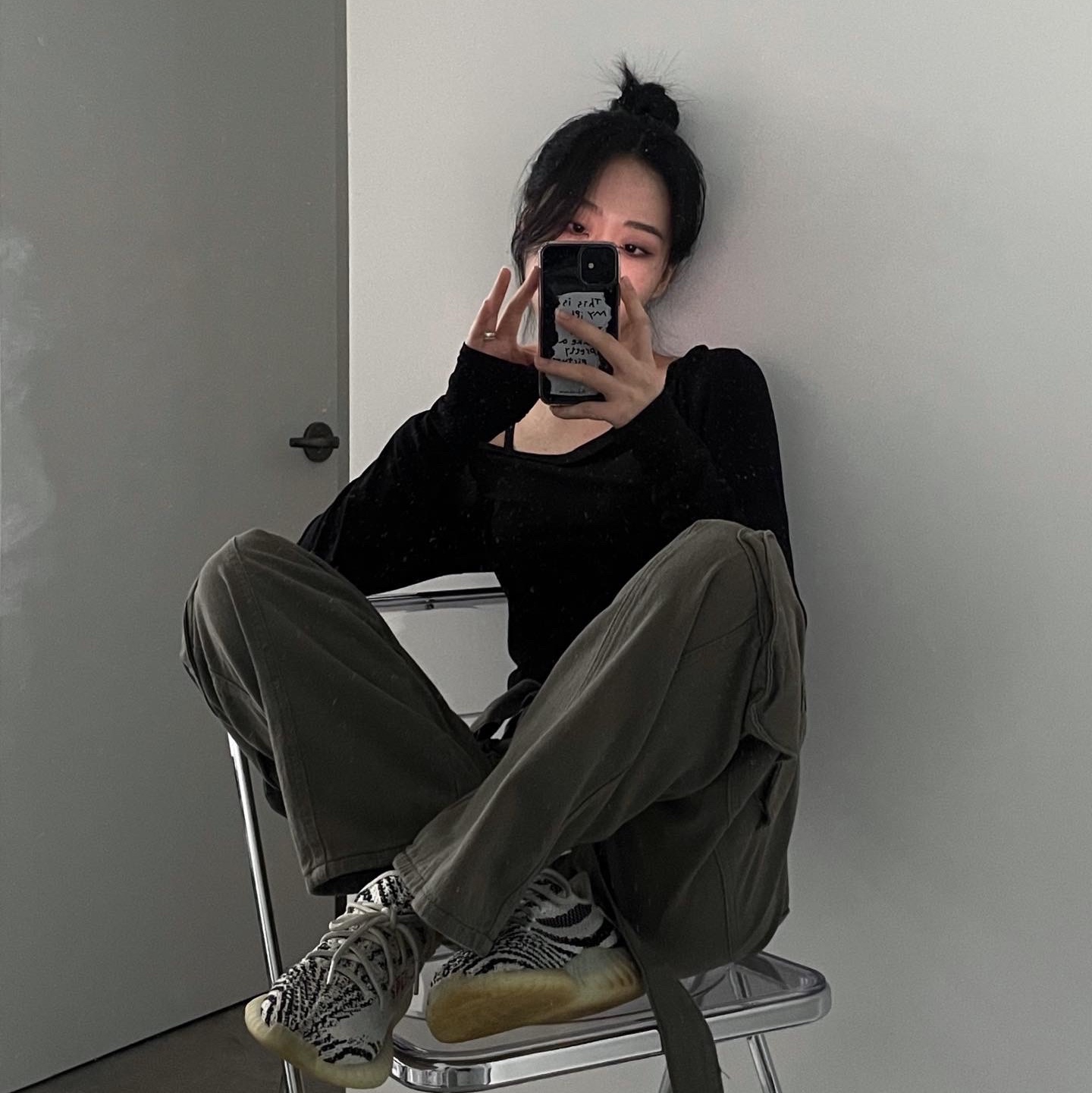 Adidas Yeezy Boost 350 V2 Zebra 2017/2019/2020 착용 스타일 - 4