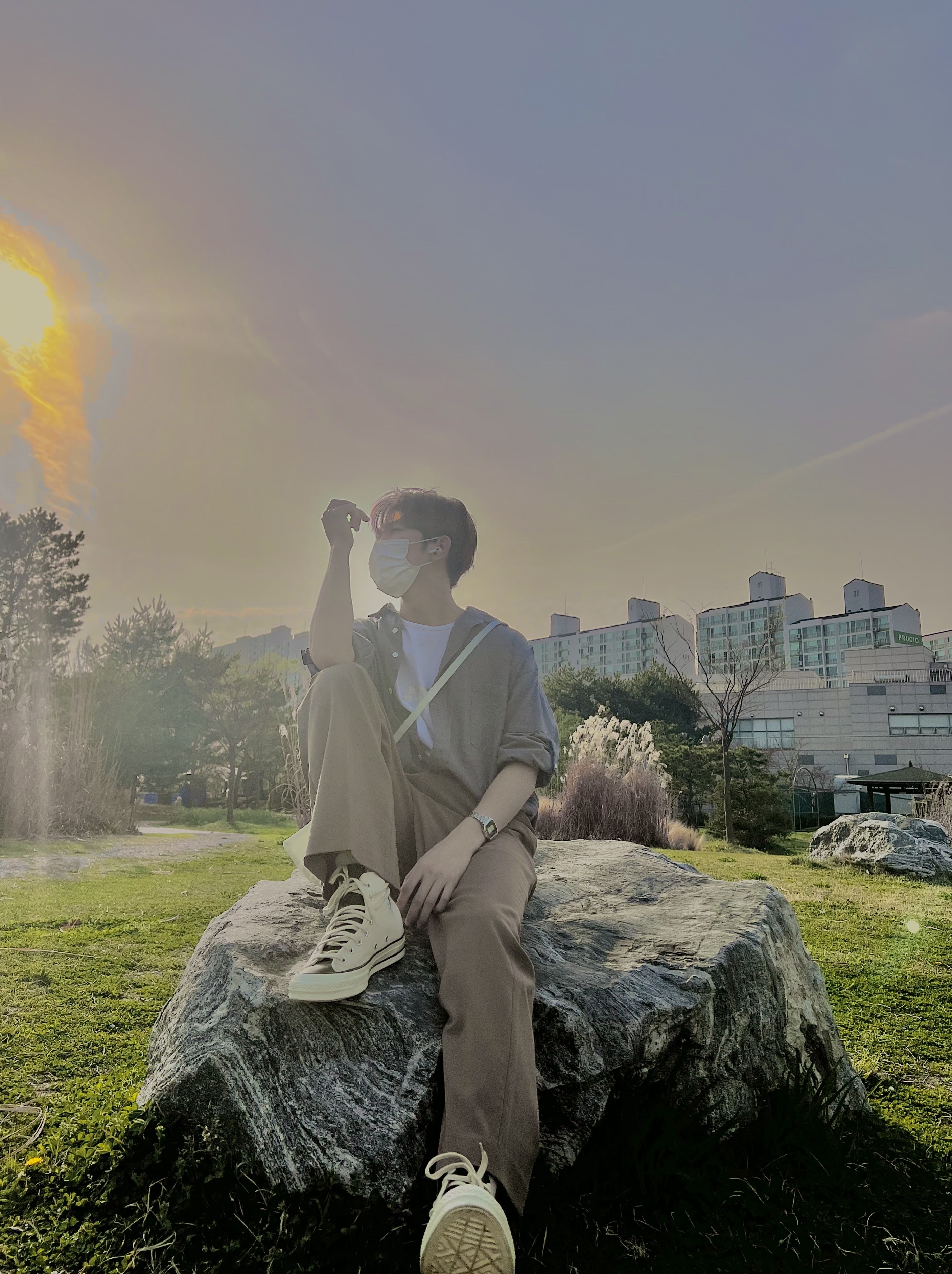 Converse x Fear of God Essentials Chuck 70 Hi Natural 2020 착용 스타일 - 2