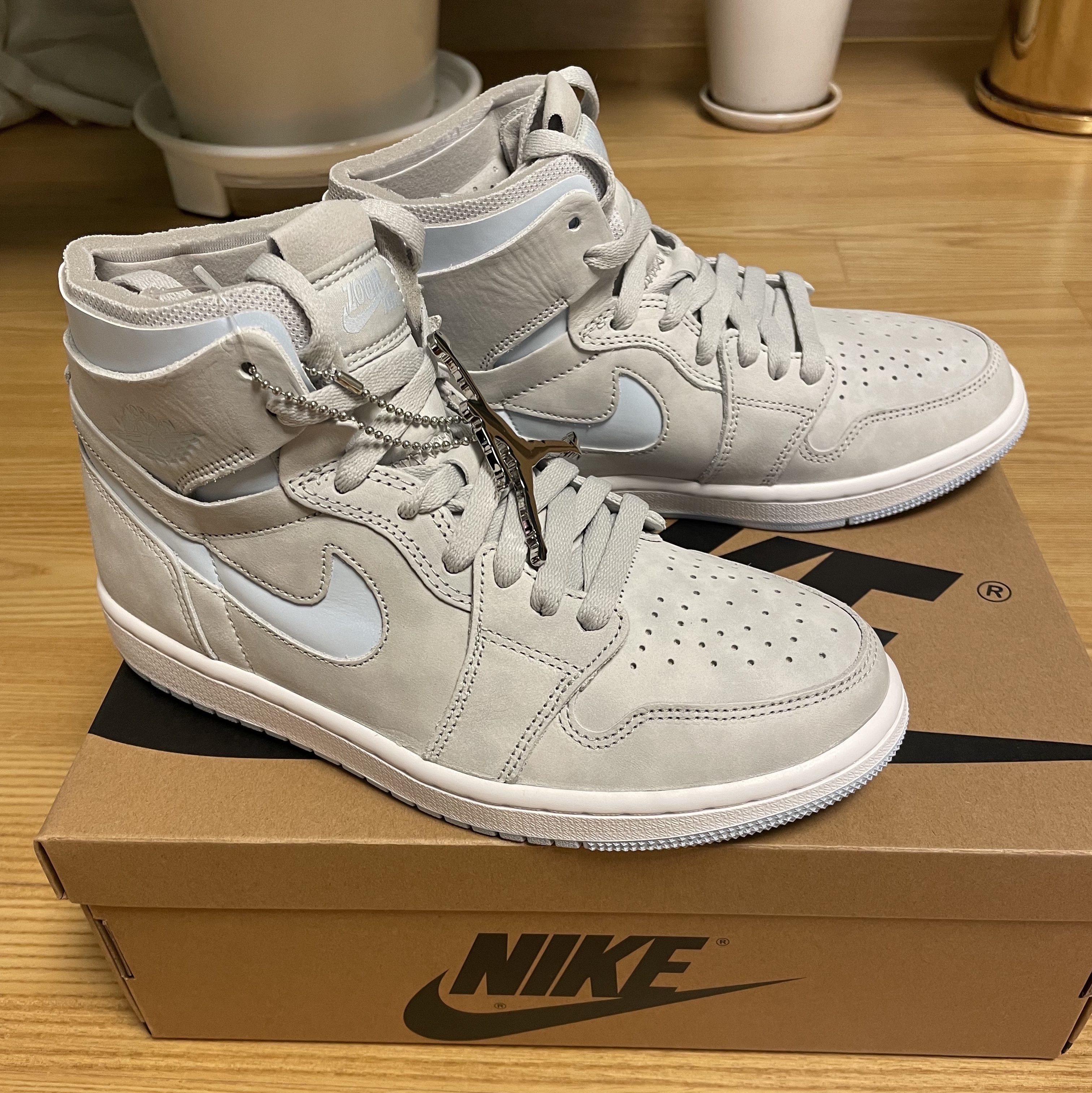 (W) Jordan 1 Zoom Air CMFT Grey Fog and Celestine Blue 착용 스타일 - 2