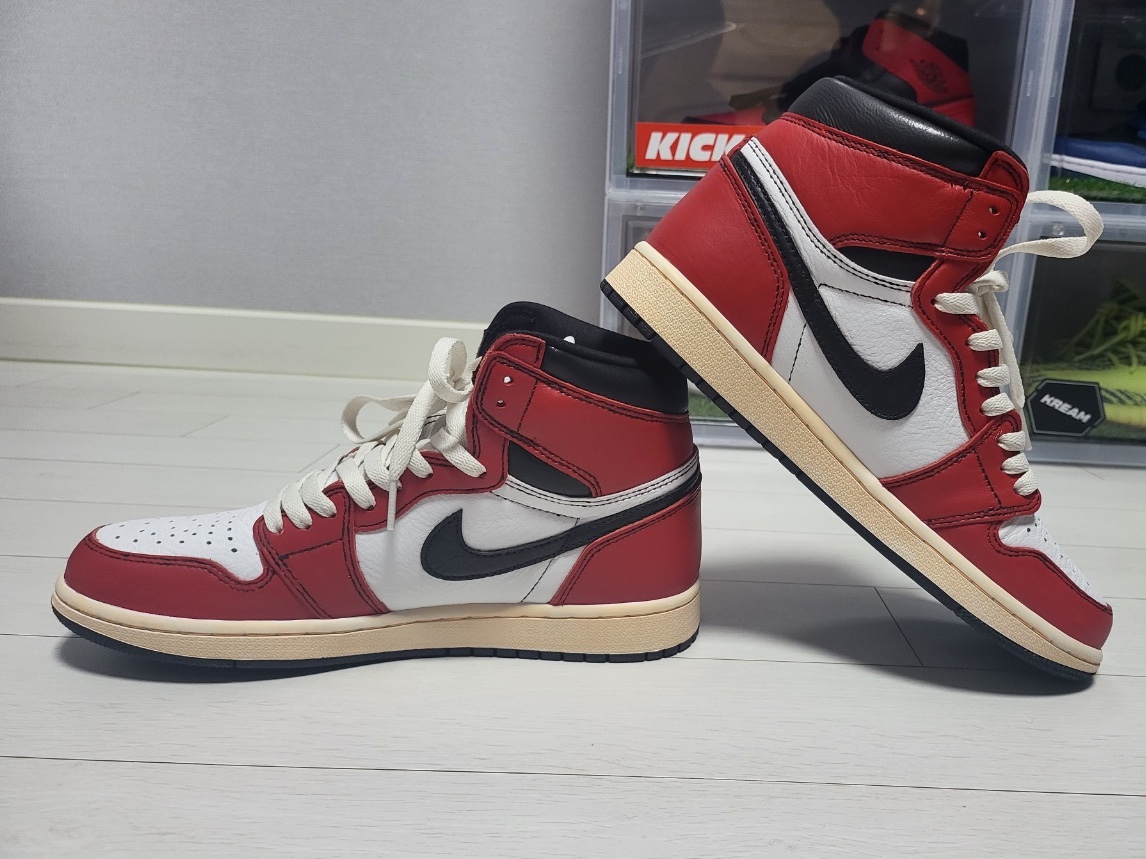 Jordan 1 Retro High OG Light Fusion Red 착용 스타일 - 4