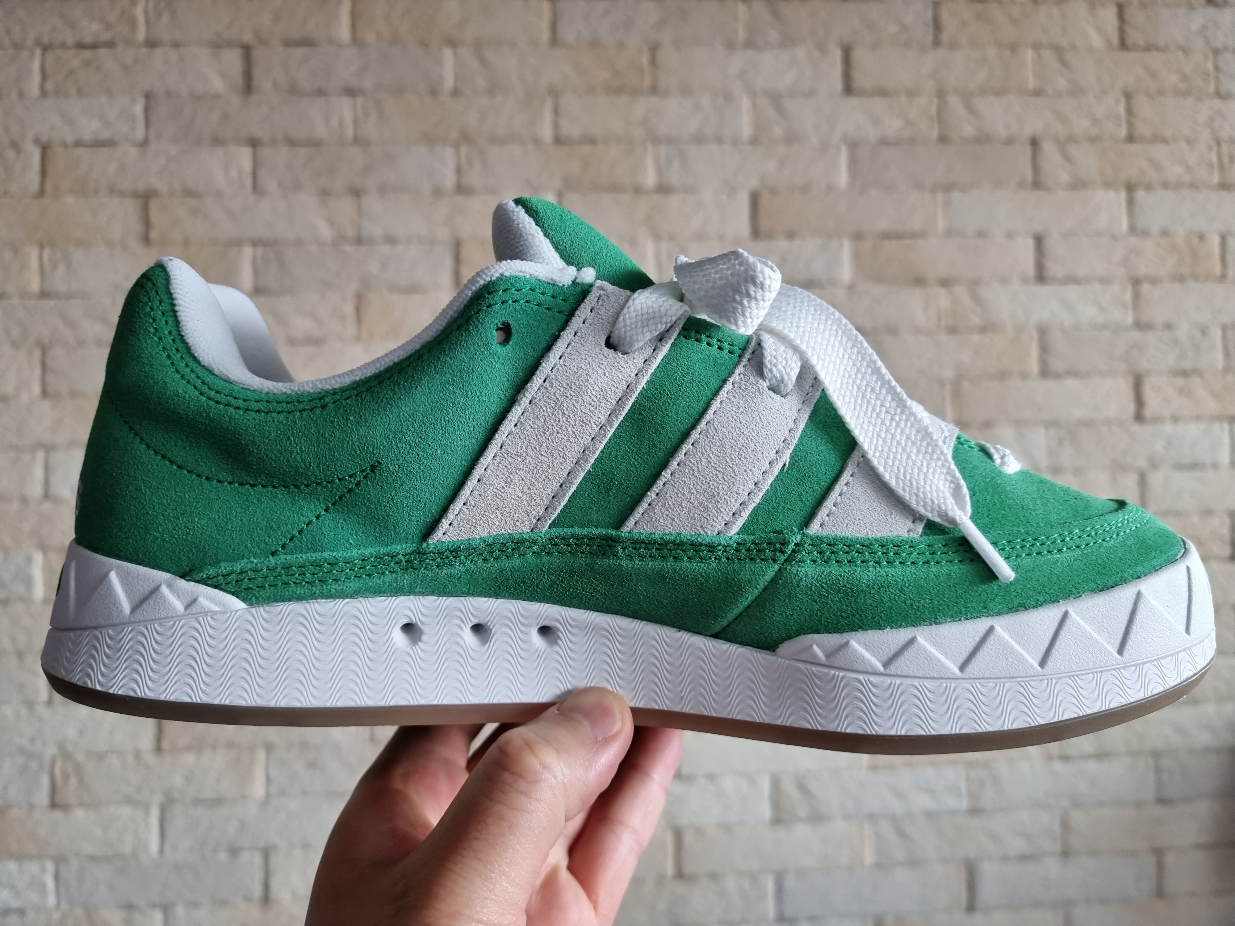 Adidas Adimatic Green 착용 스타일 - 2