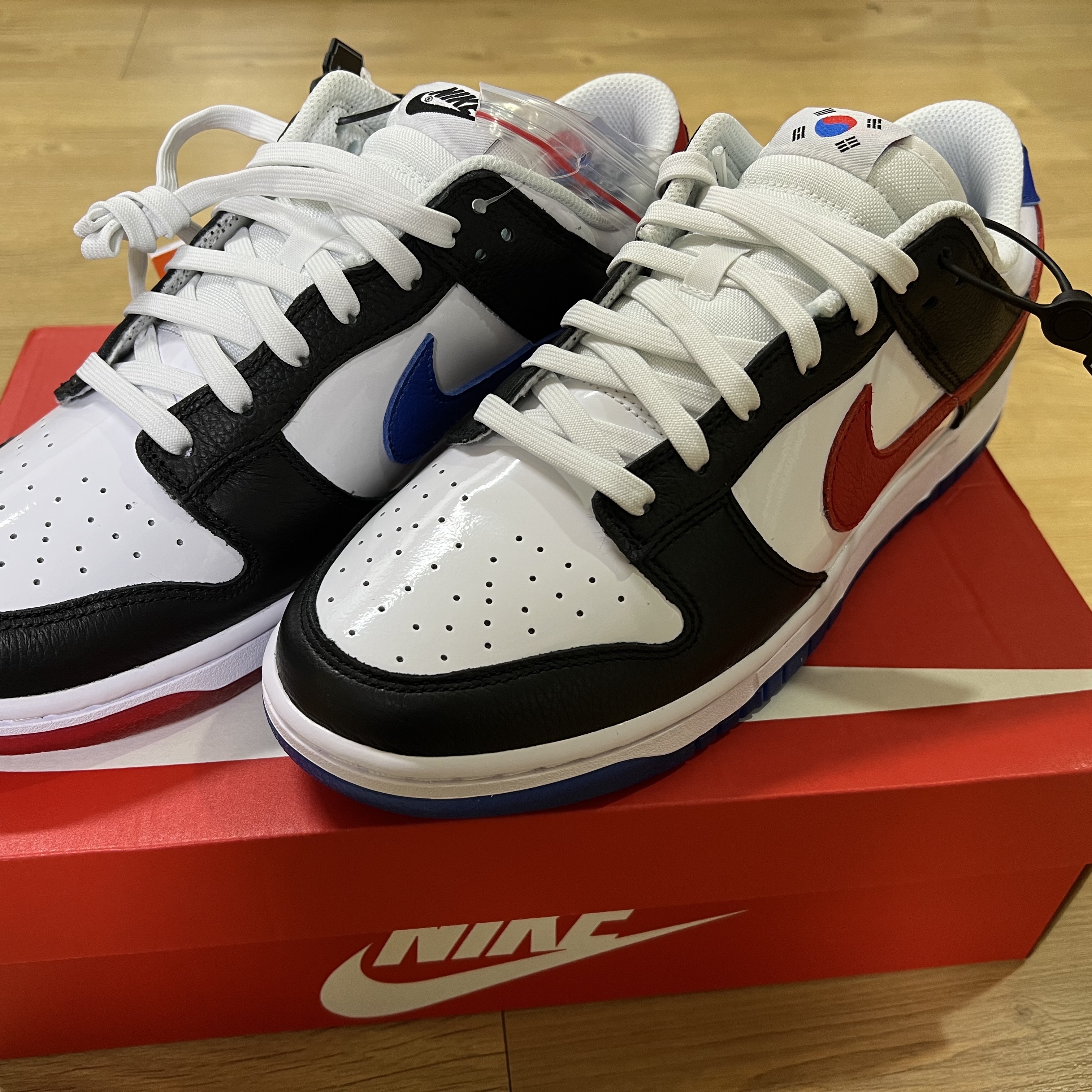 Nike Dunk Low SE Seoul 착용 스타일