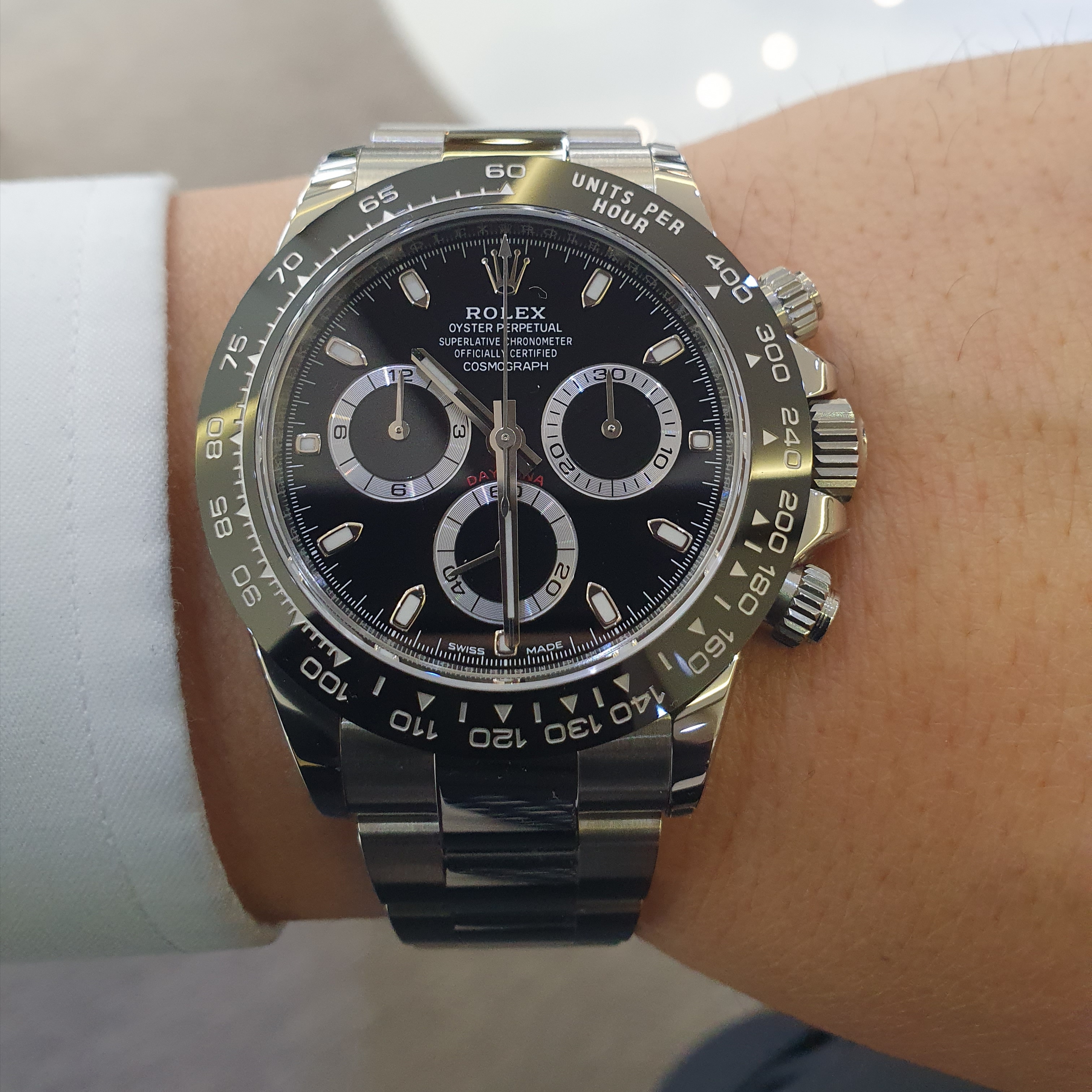 Rolex Cosmograph Daytona 40mm 116500LN Black Oyster 착용 스타일