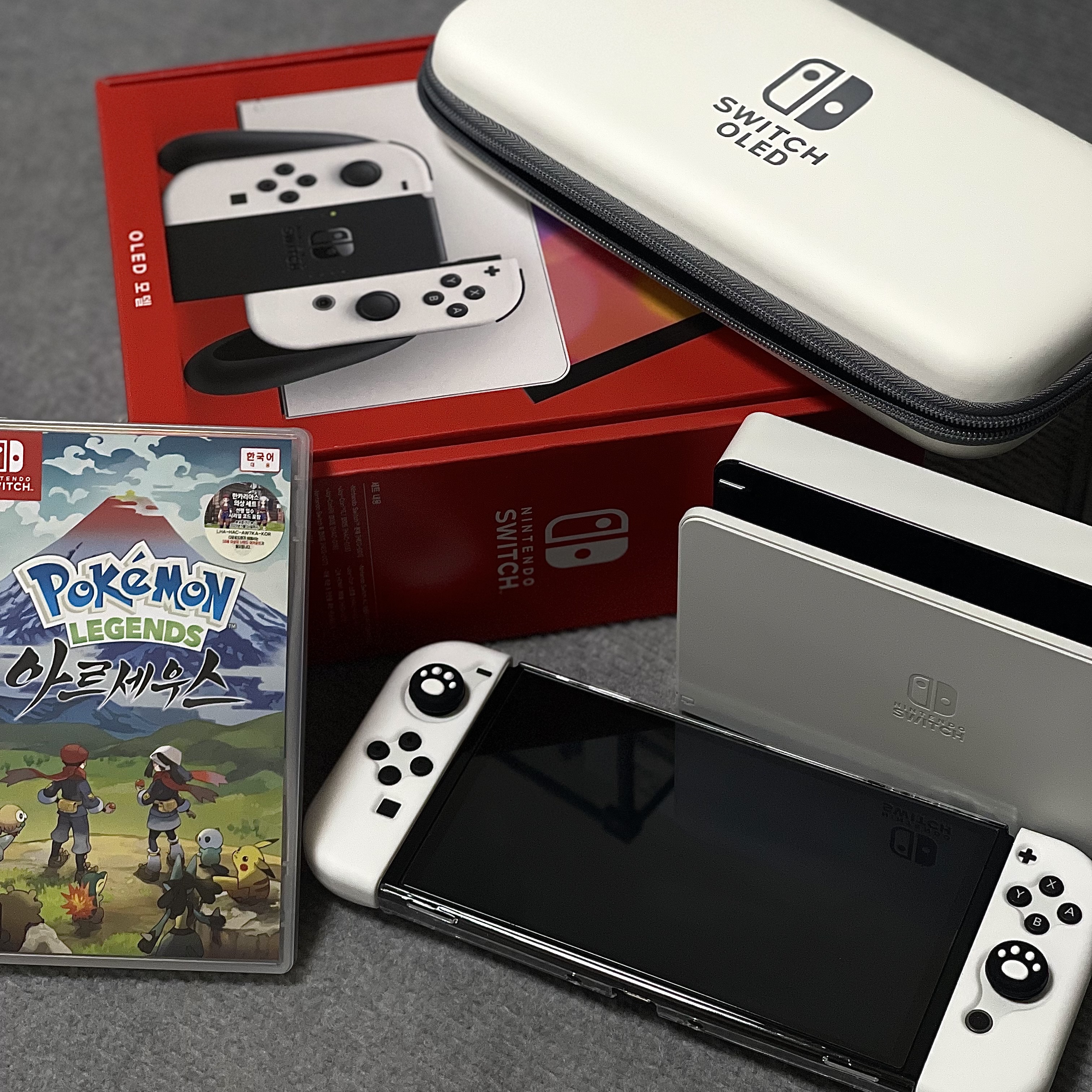 Nintendo Switch OLED White (Korean Ver.) 착용 스타일