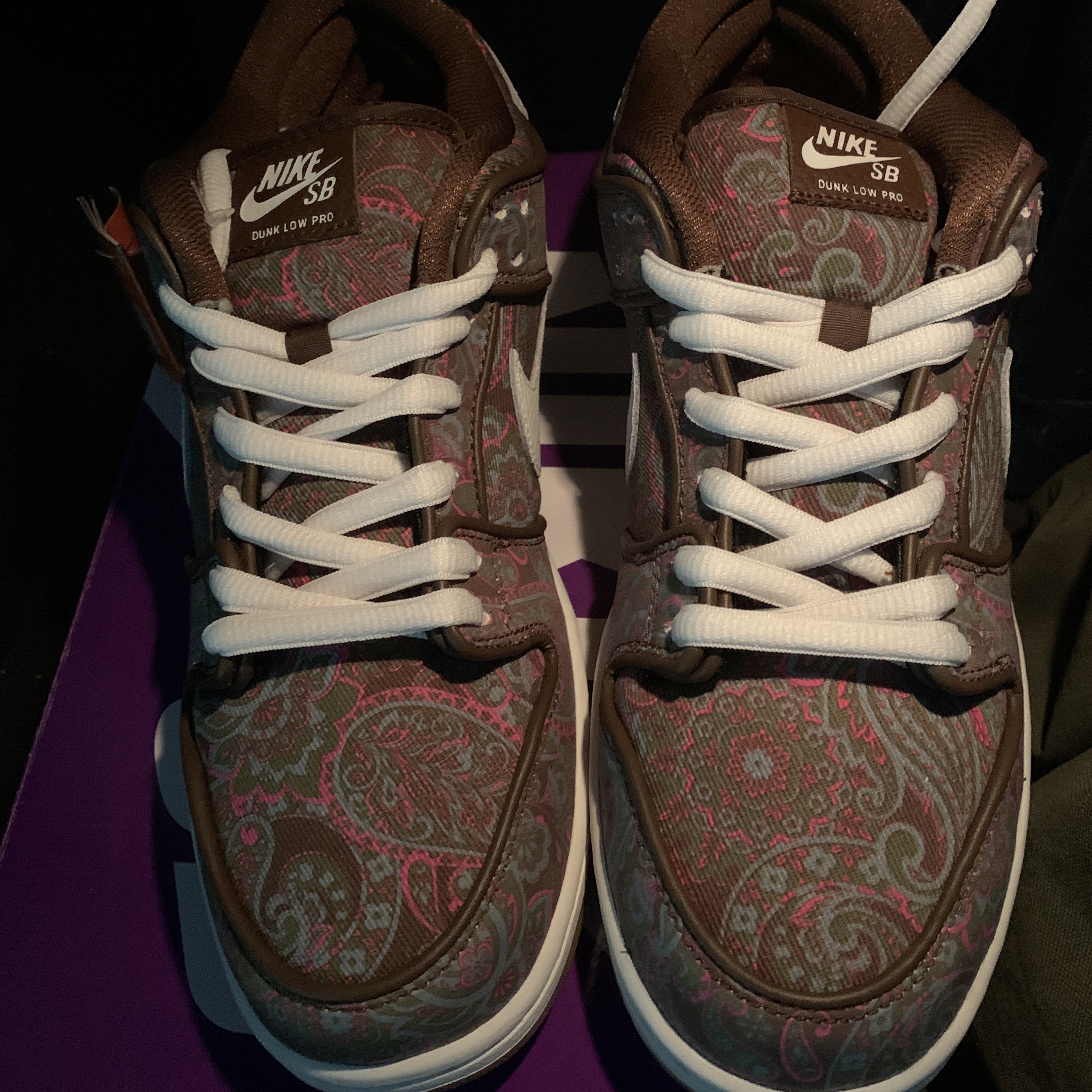 Nike SB Dunk Low Pro Premium Paisley 착용 스타일