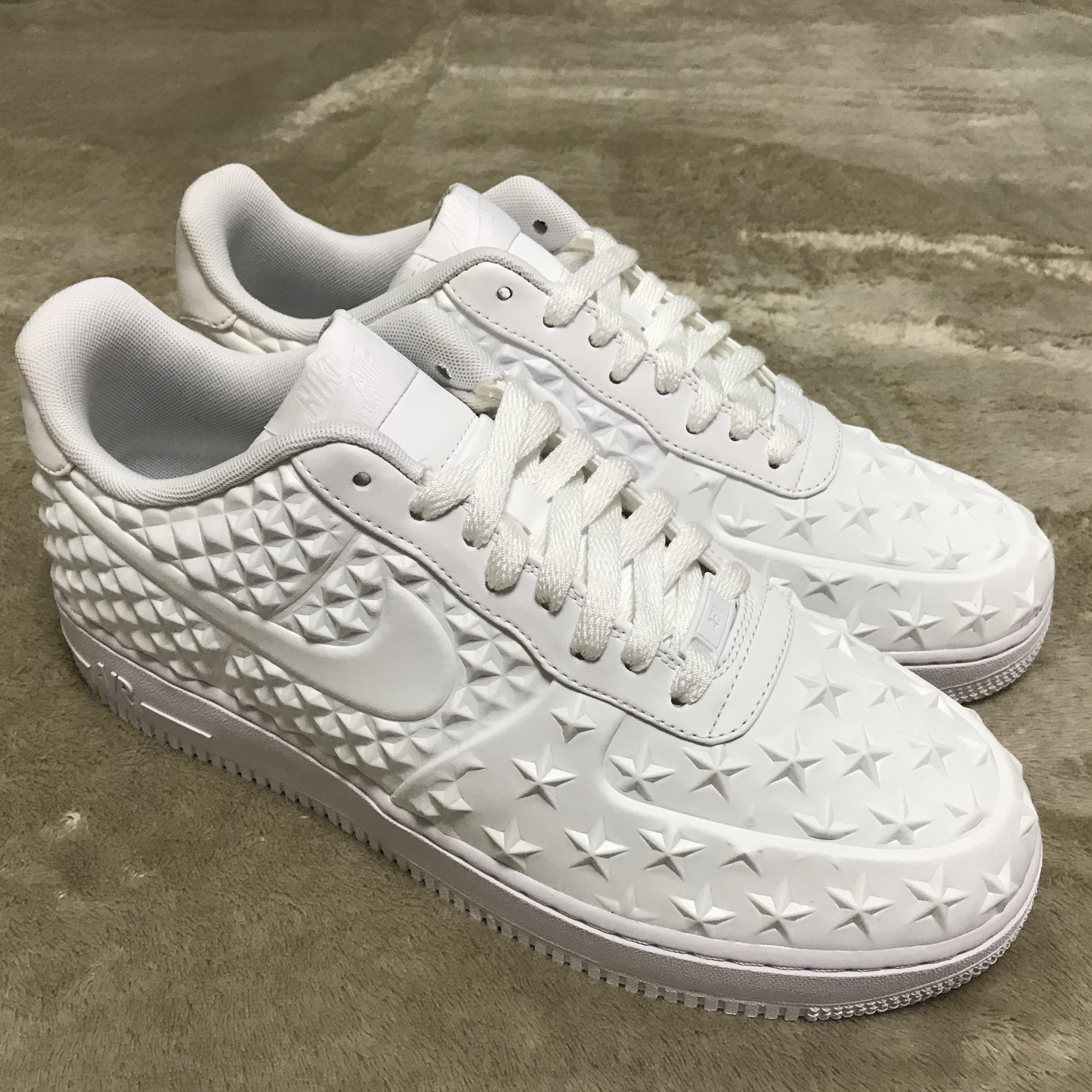 Nike Air Force 1 LV8 VT Independence Day White 착용 스타일