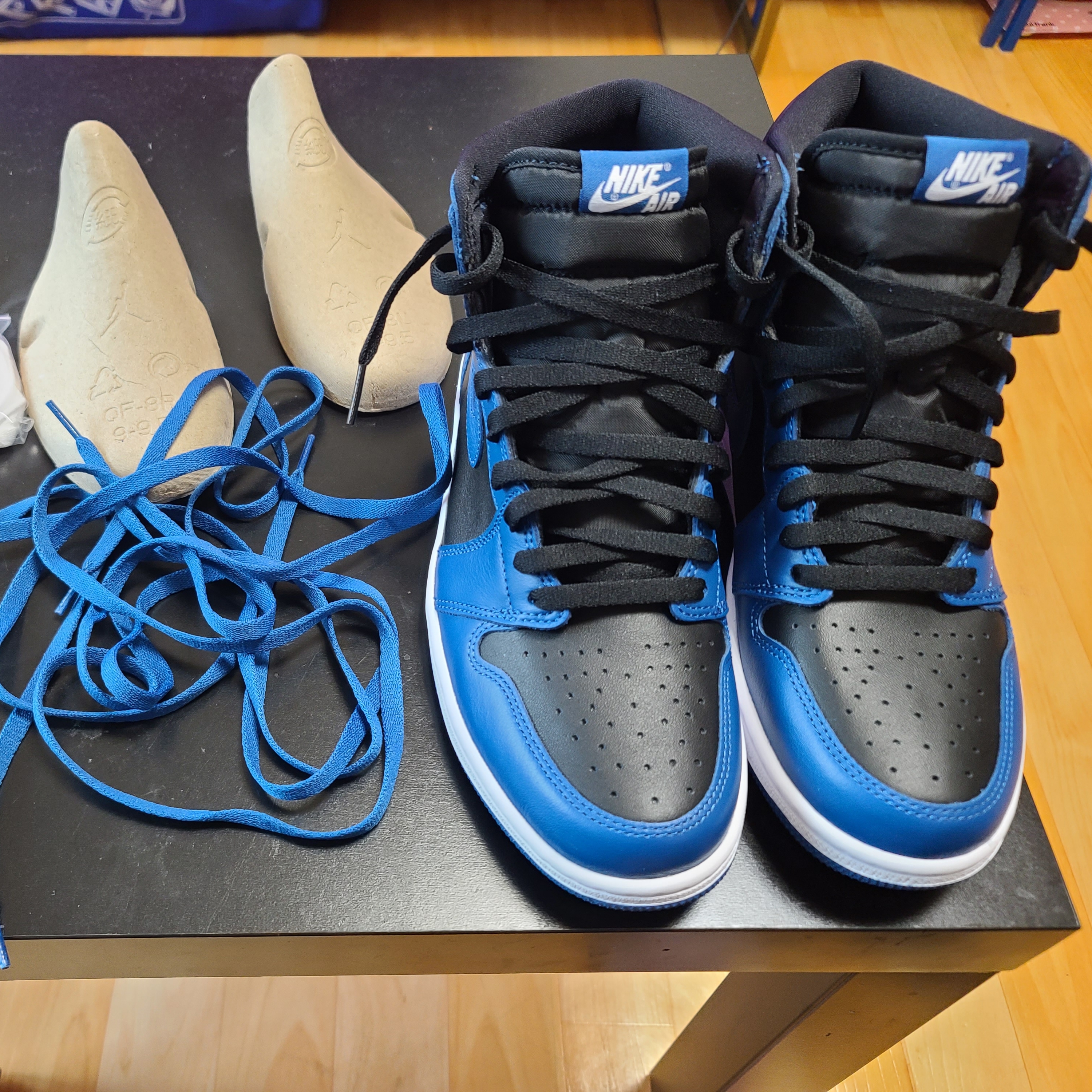 Jordan 1 Retro High OG Dark Marina Blue 착용 스타일