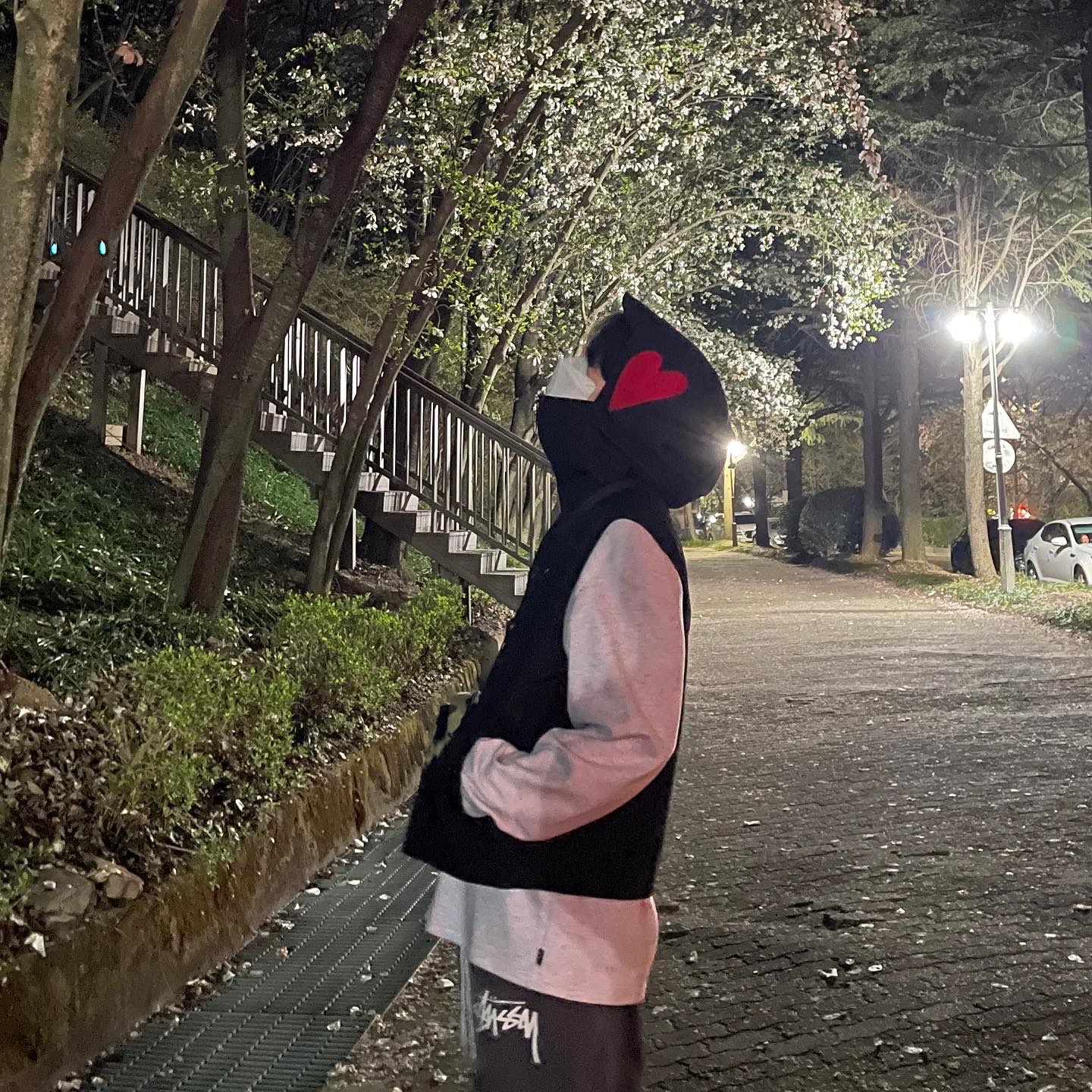 Nike x Stussy Beach Pants Off Noir, IAB Studio Long Sleeve Light Gray 착용 스타일 - 1