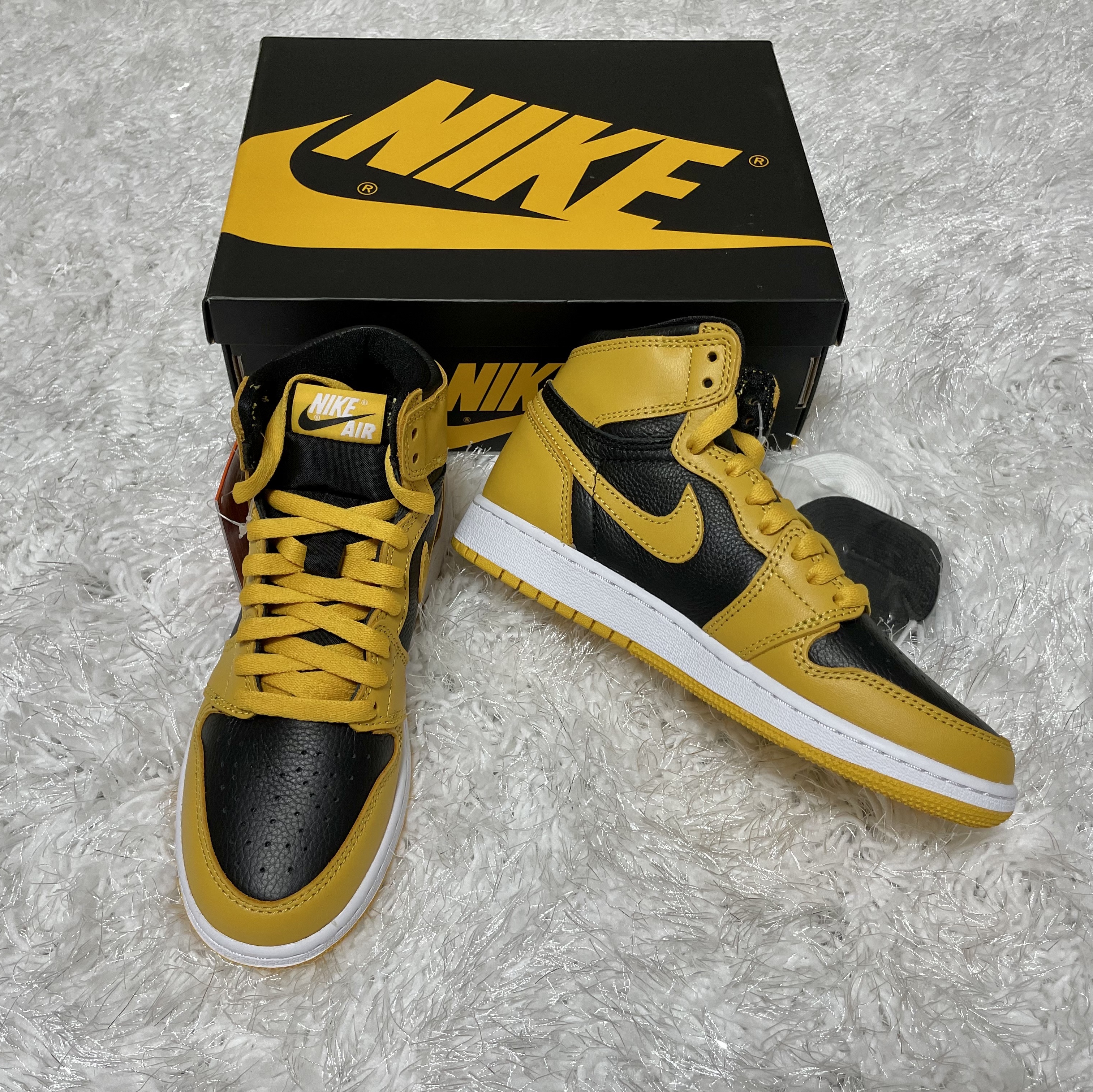 (GS) Jordan 1 Retro High OG Pollen 착용 스타일