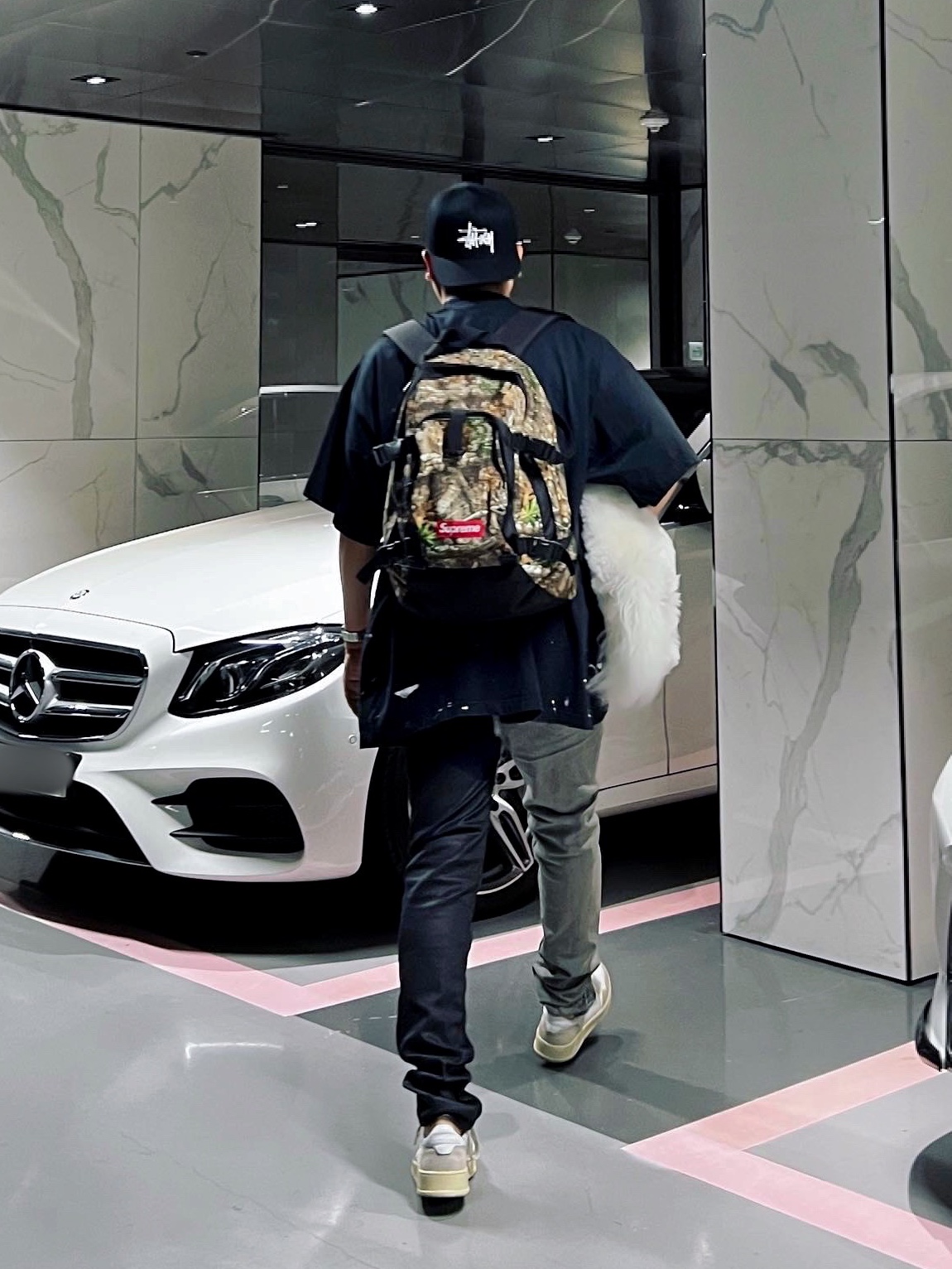 Supreme Backpack Real Tree Camo - 19FW 착용 스타일 - 1