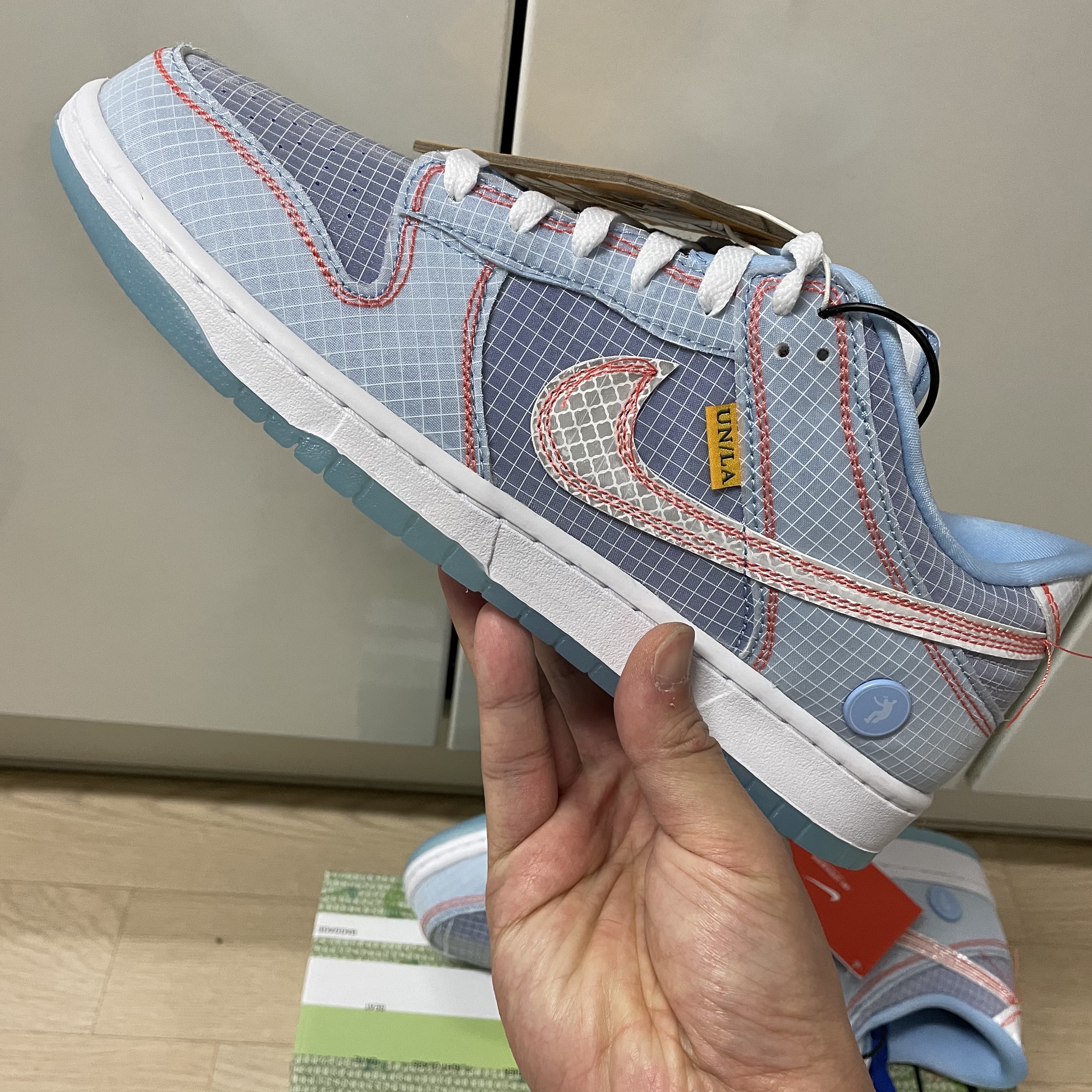 Nike x Union Dunk Low Passport Pack Argon 착용 스타일 - 2