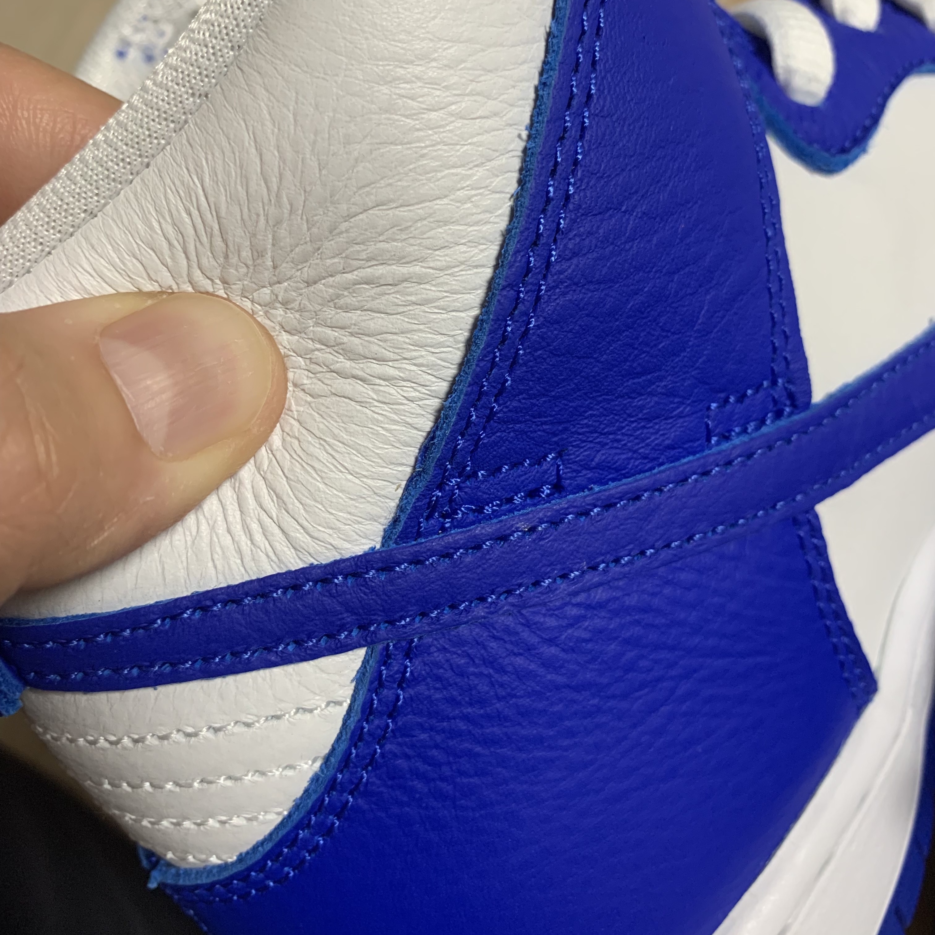 Nike SB Dunk High Pro ISO Kentucky 착용 스타일 - 5