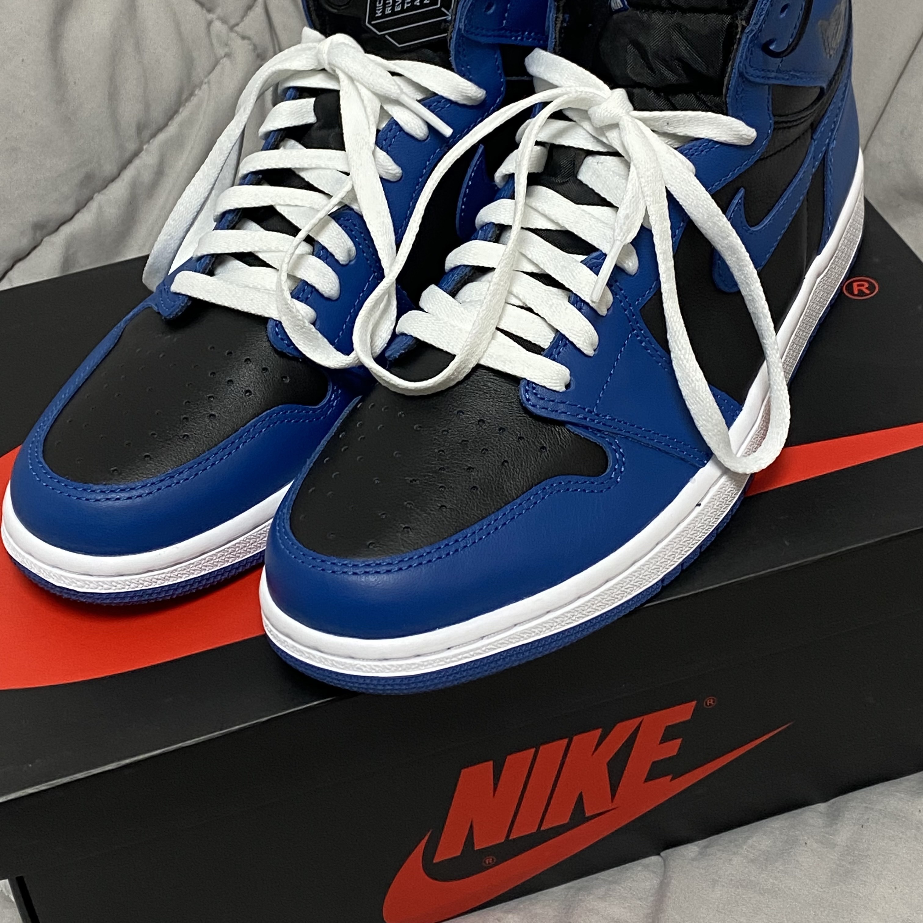 Jordan 1 Retro High OG Dark Marina Blue 착용 스타일 - 2