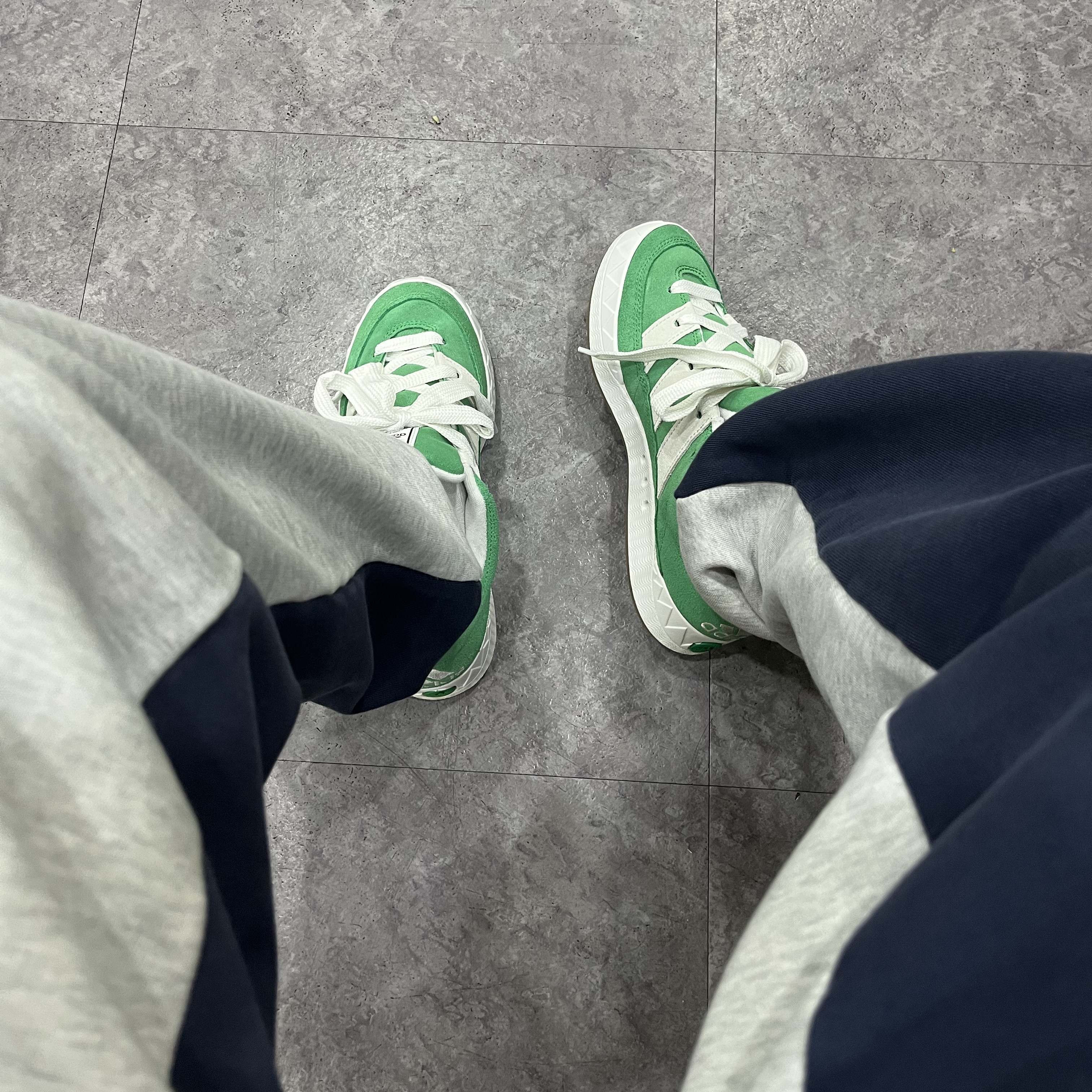 Adidas Adimatic Green 착용 스타일 - 3