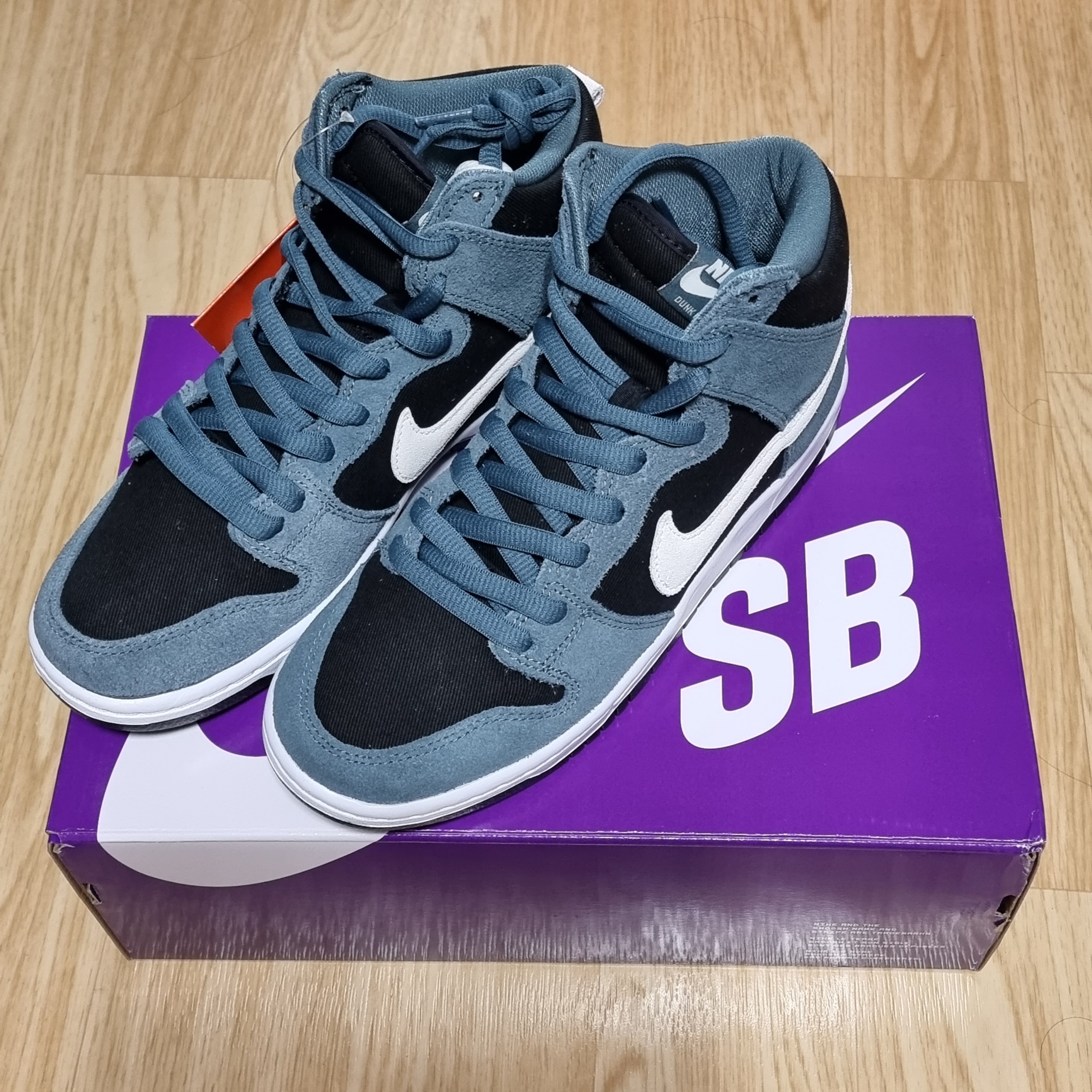 Nike SB Dunk High Pro Mineral Slate Suede 착용 스타일