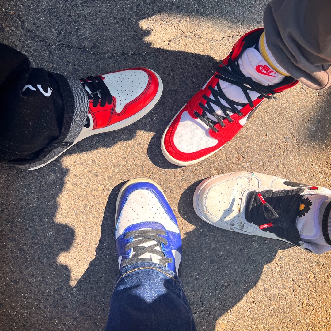 Nike x Ambush Dunk High Deep Royal Blue, Nike x Peaceminusone Air Force 1 Low Para-Noise 2.0 착용 스타일