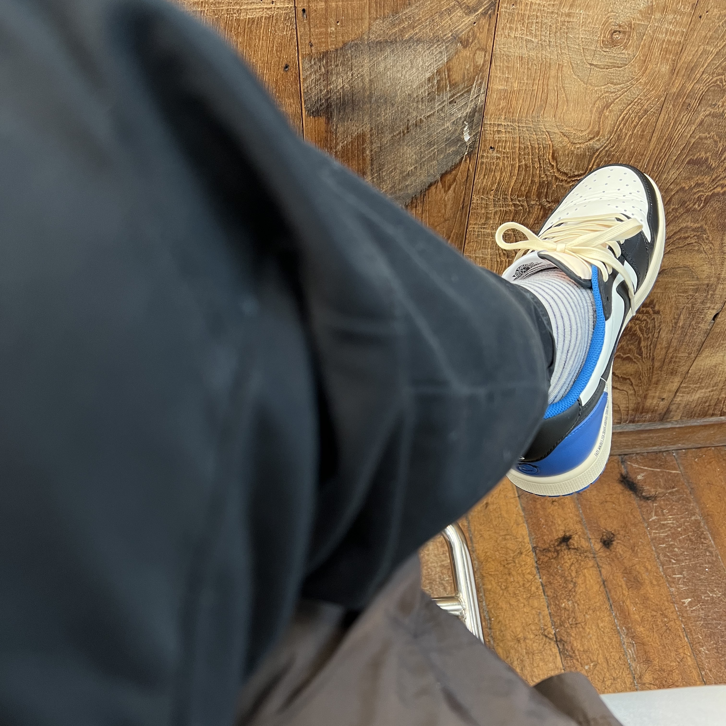 Jordan 1 x Travis Scott x Fragment Retro Low OG SP Military Blue 착용 스타일