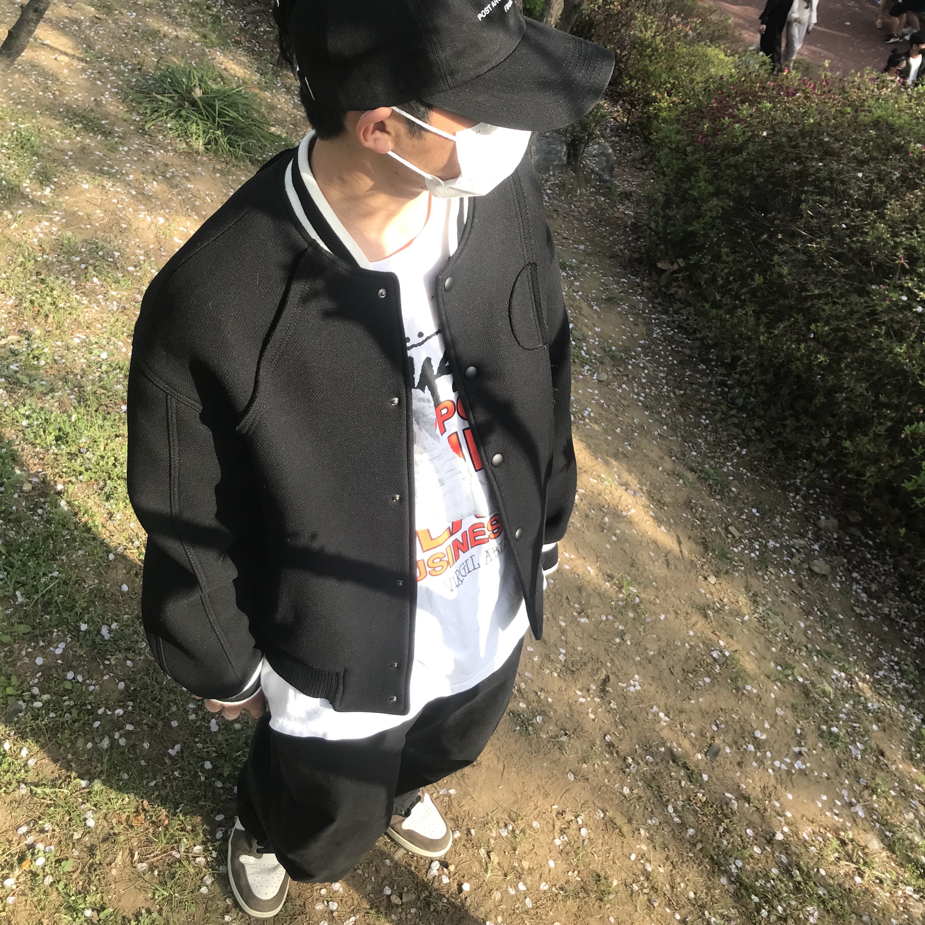 Zara x Ader Error Wool Blend Bomber Black, Stussy x Off-White 40 WT T-Shirt 착용 스타일 - 4