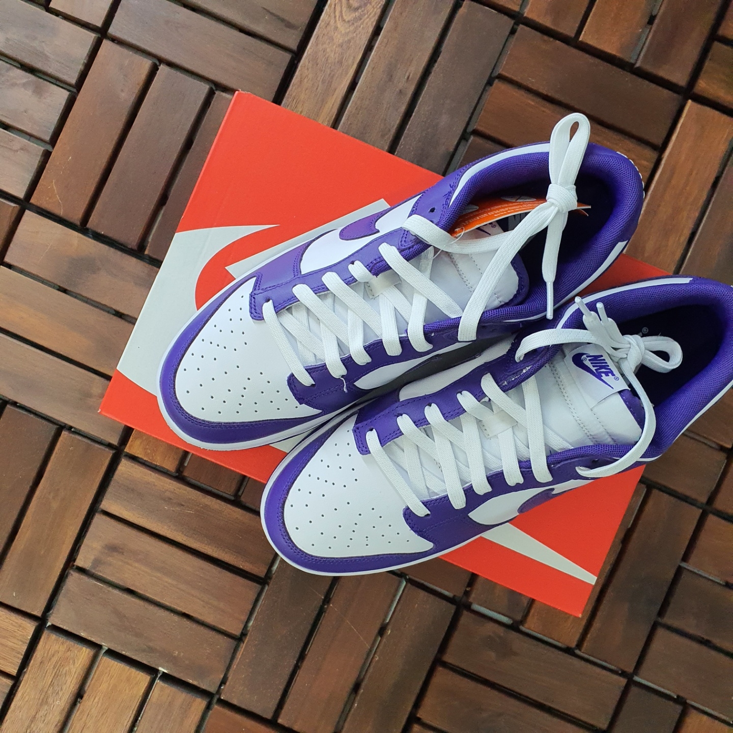 Nike Dunk Low Retro Championship Court Purple 착용 스타일 - 3