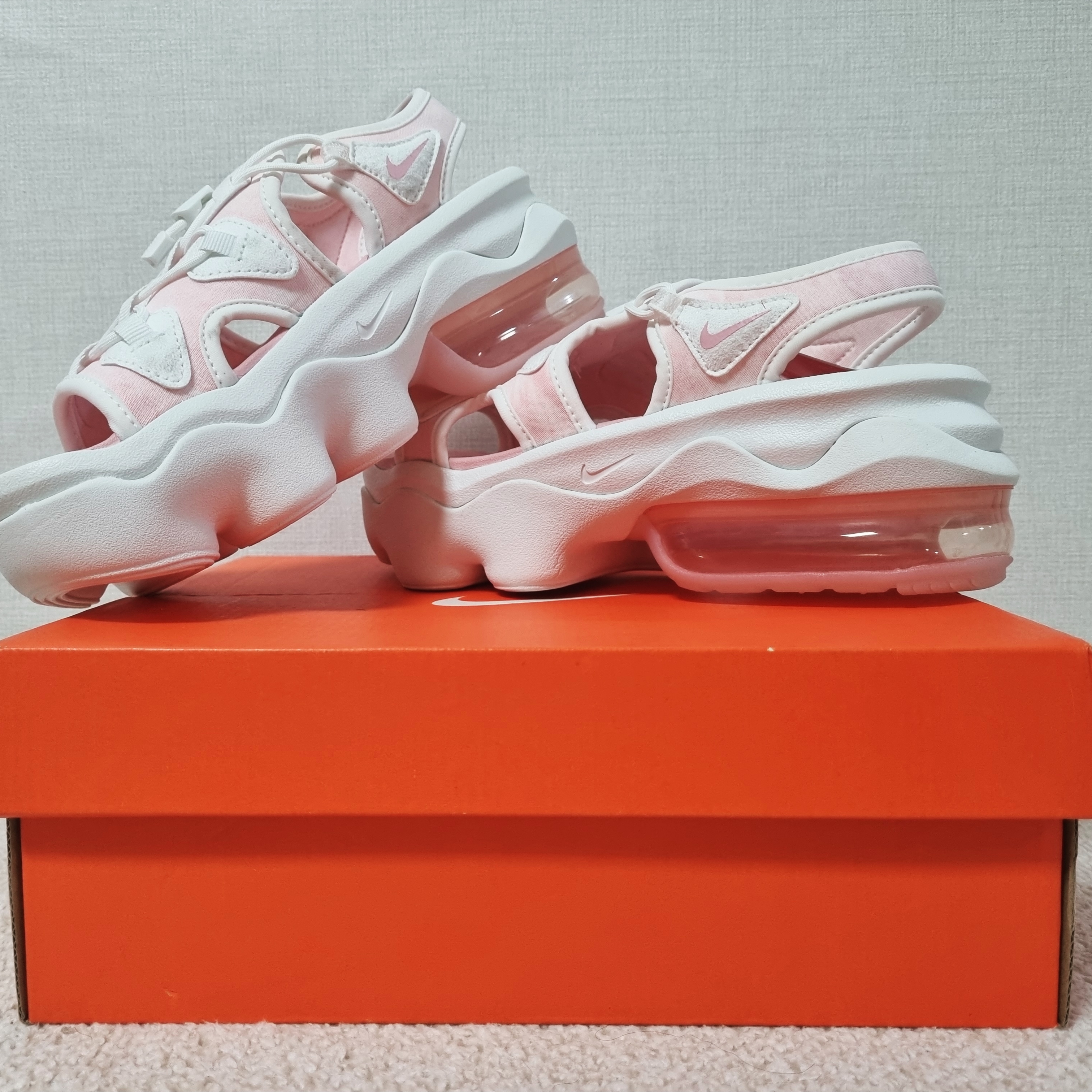 (W) Nike Air Max Koko Sandal White Pink Glaze 착용 스타일
