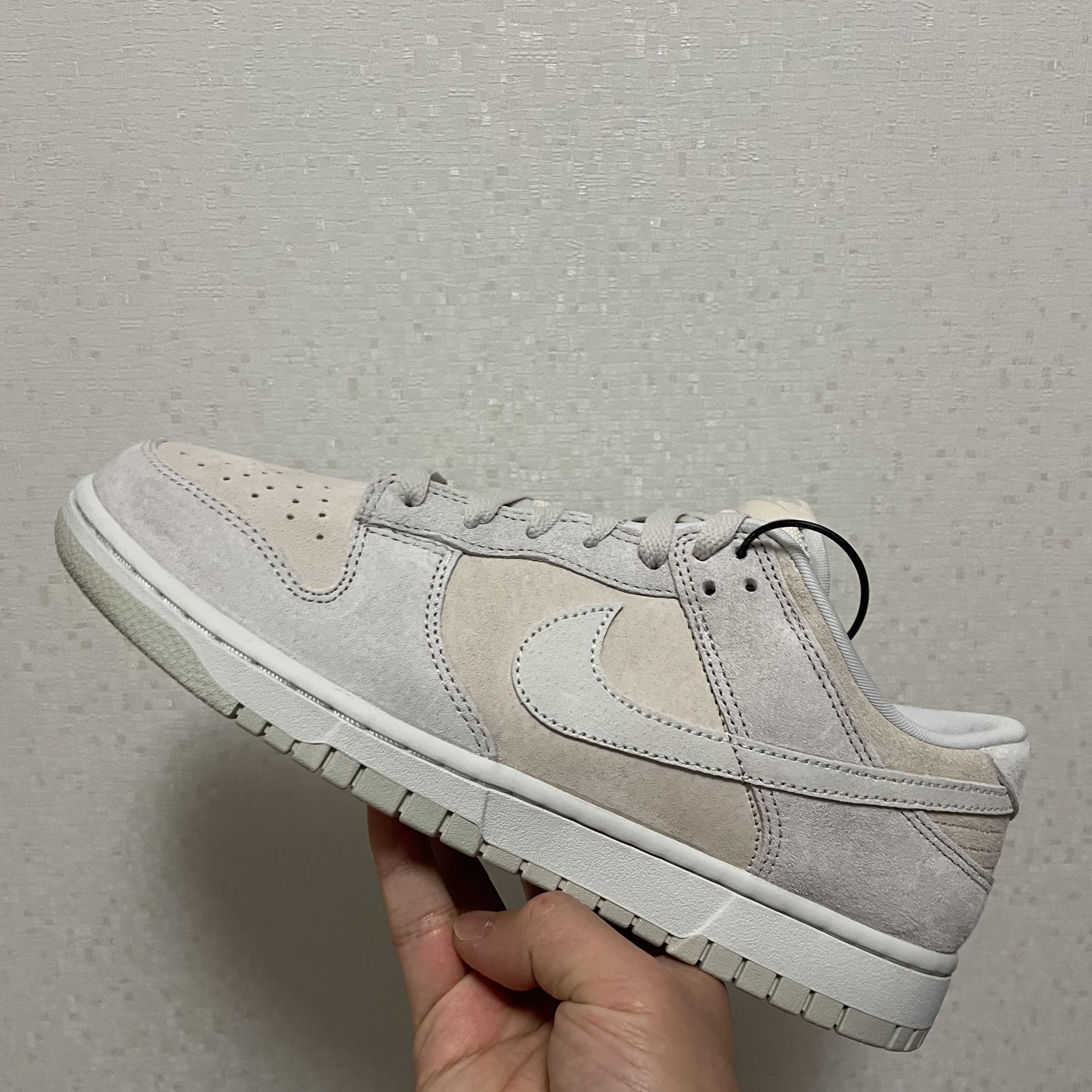 Nike Dunk Low Retro PRM Vast Grey 착용 스타일 - 2