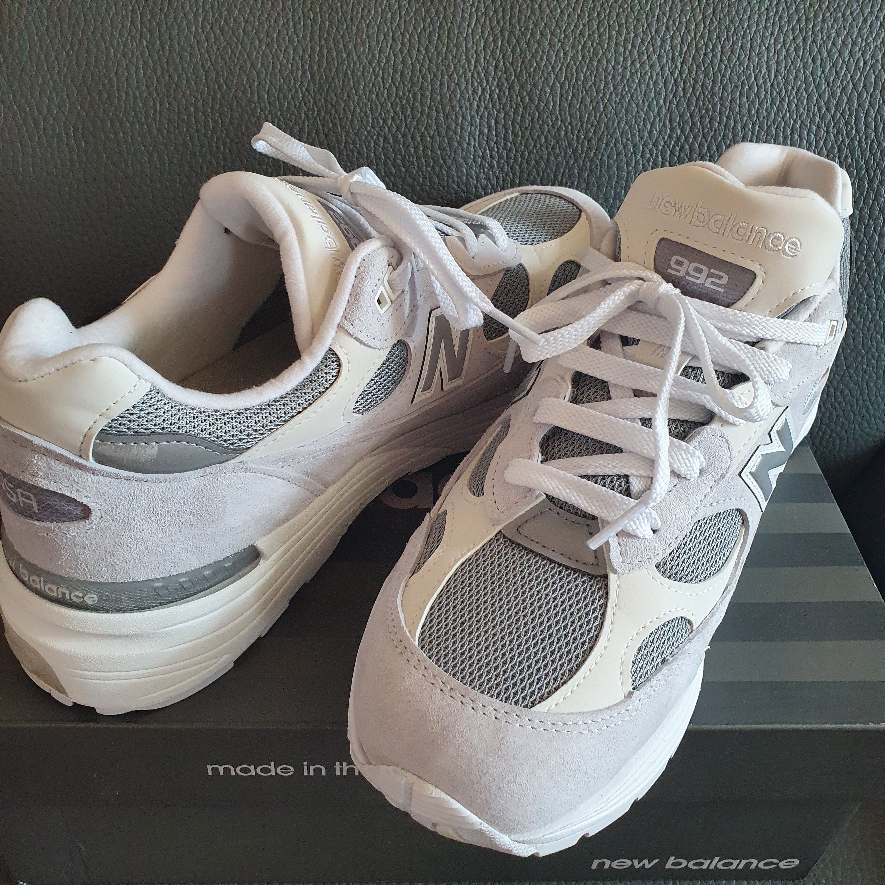New Balance 992 Made in USA White Silver 착용 스타일