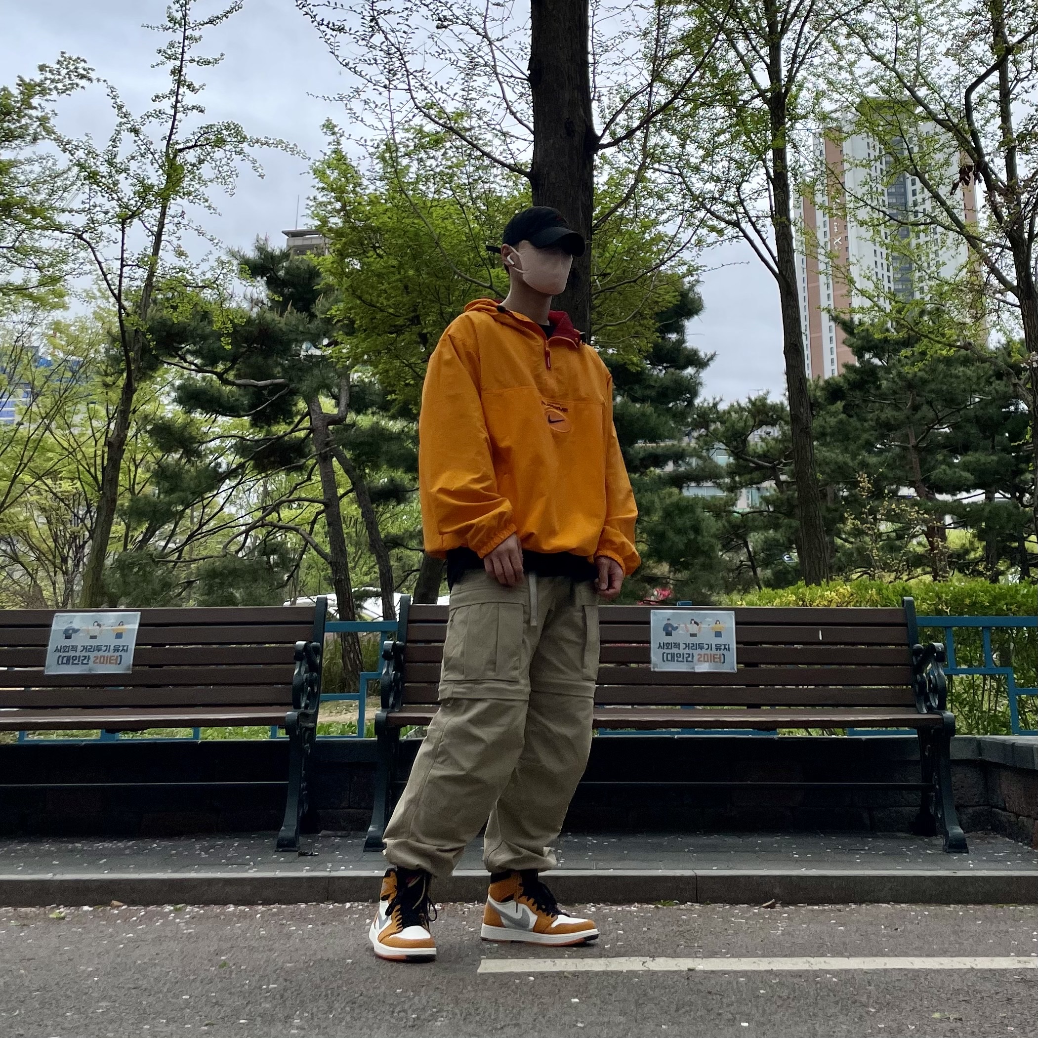 Supreme x Nike Jewel Reversible Ripstop Anorak Orange - 20FW, Jordan 1 Element Gore-Tex Light Curry 착용 스타일