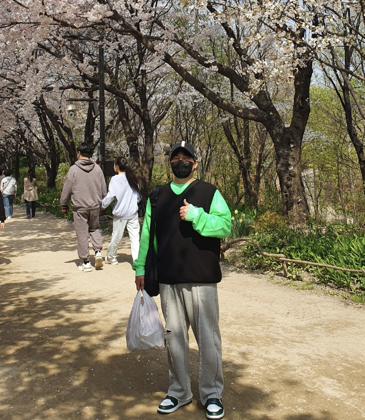 KREAM 프로필 이미지