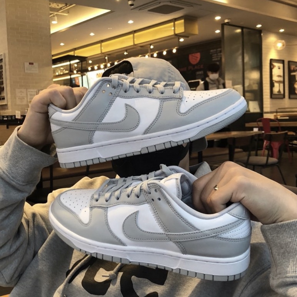 Nike Dunk Low Retro Grey Fog 착용 스타일