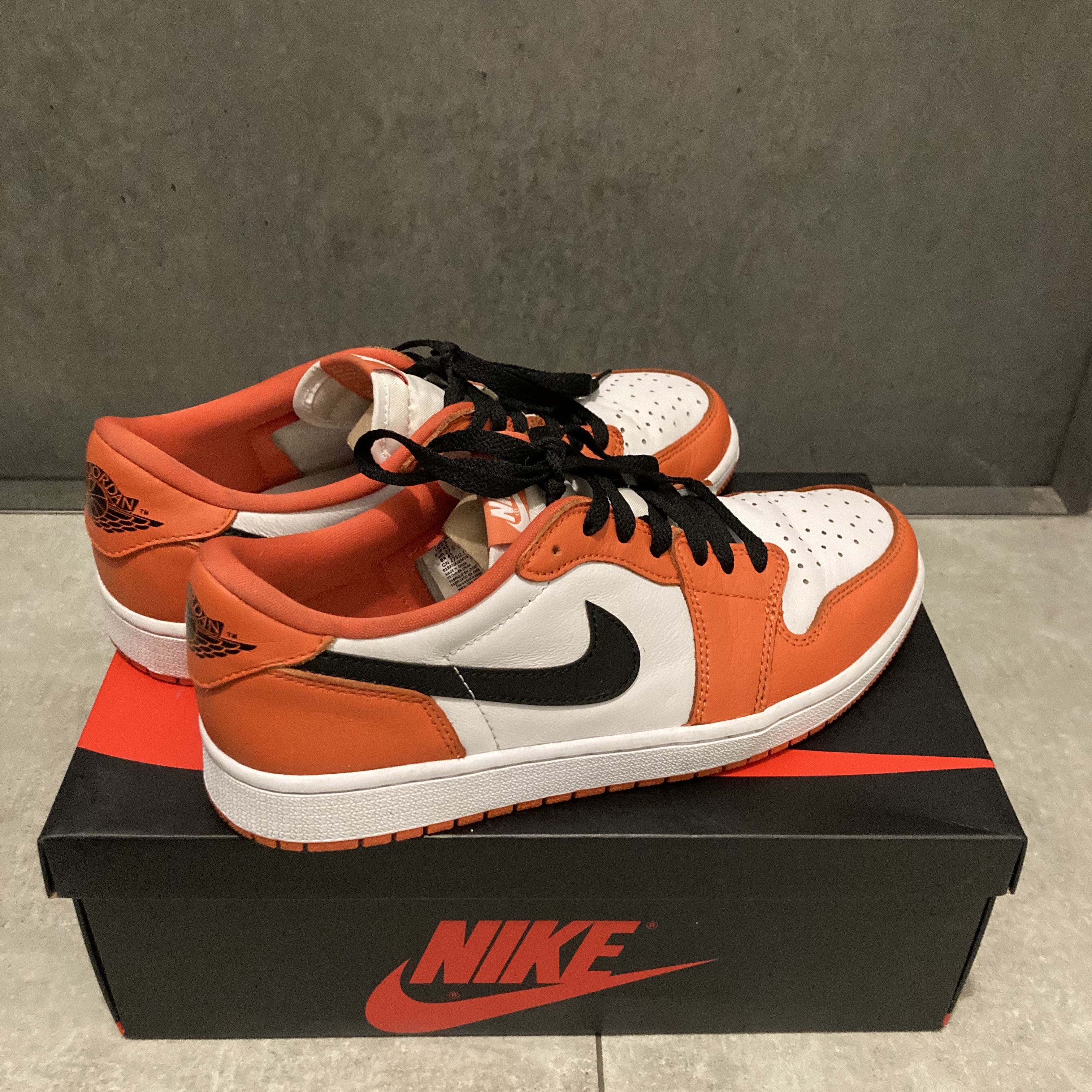 Jordan 1 Low OG Starfish 착용 스타일 - 1