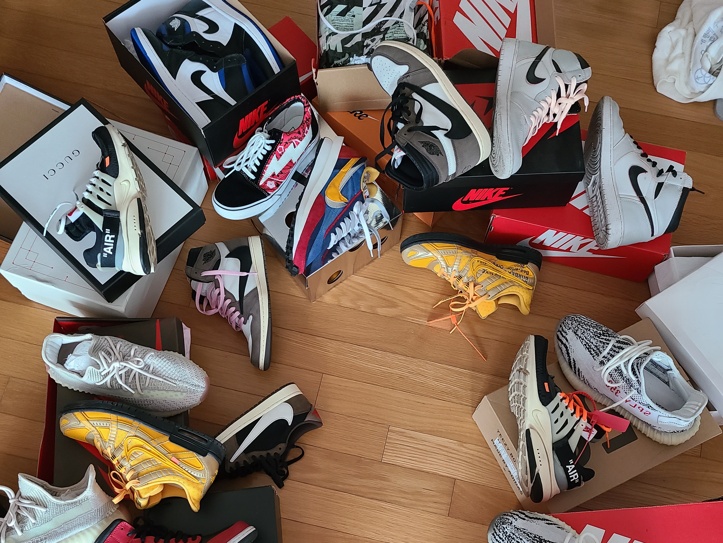 Jordan 1 x Travis Scott Retro High OG SP Mocha, Jordan 1 Retro High OG Royal Toe 착용 스타일