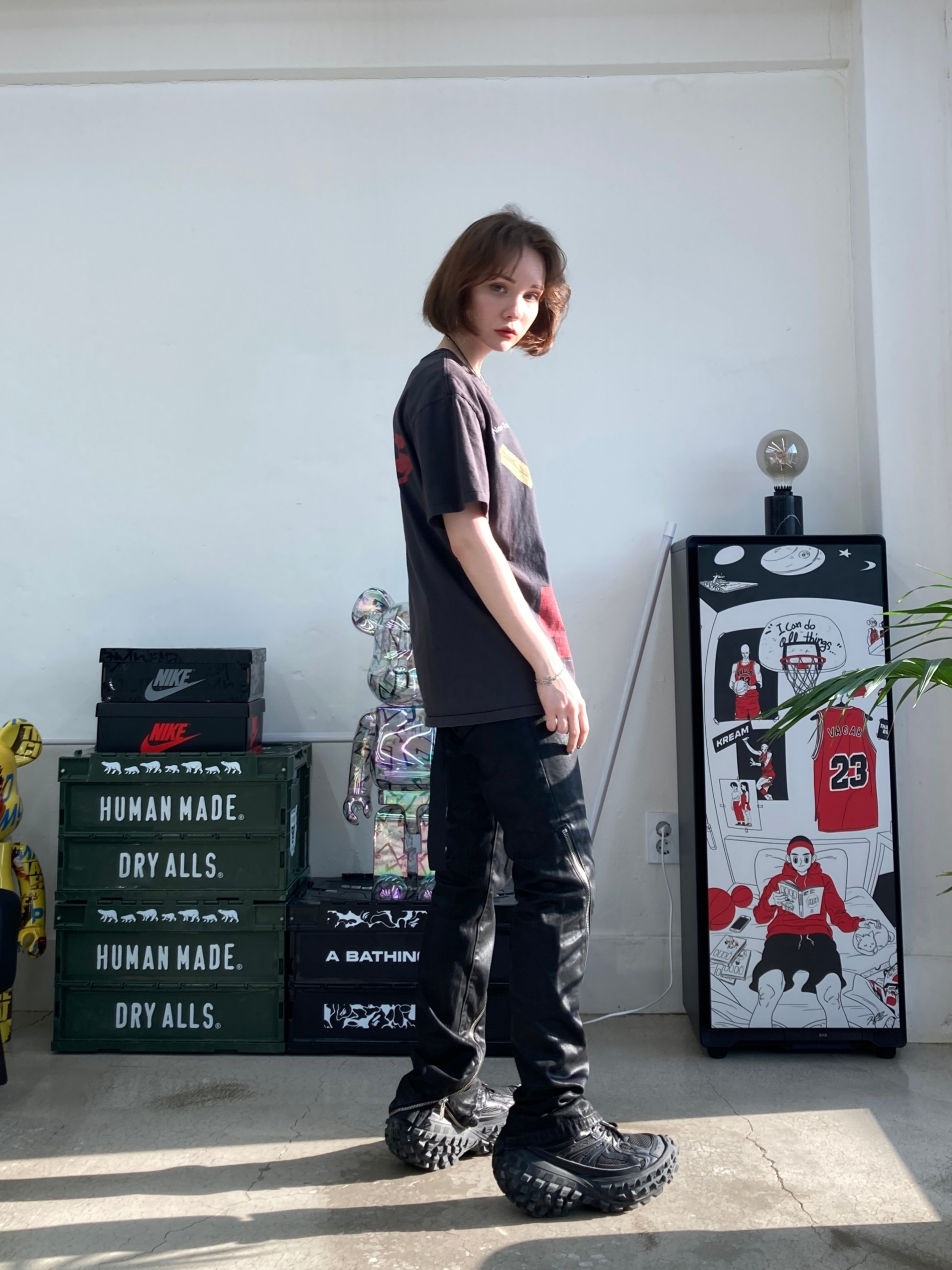 Balenciaga Defender Sneakers Black 착용 스타일