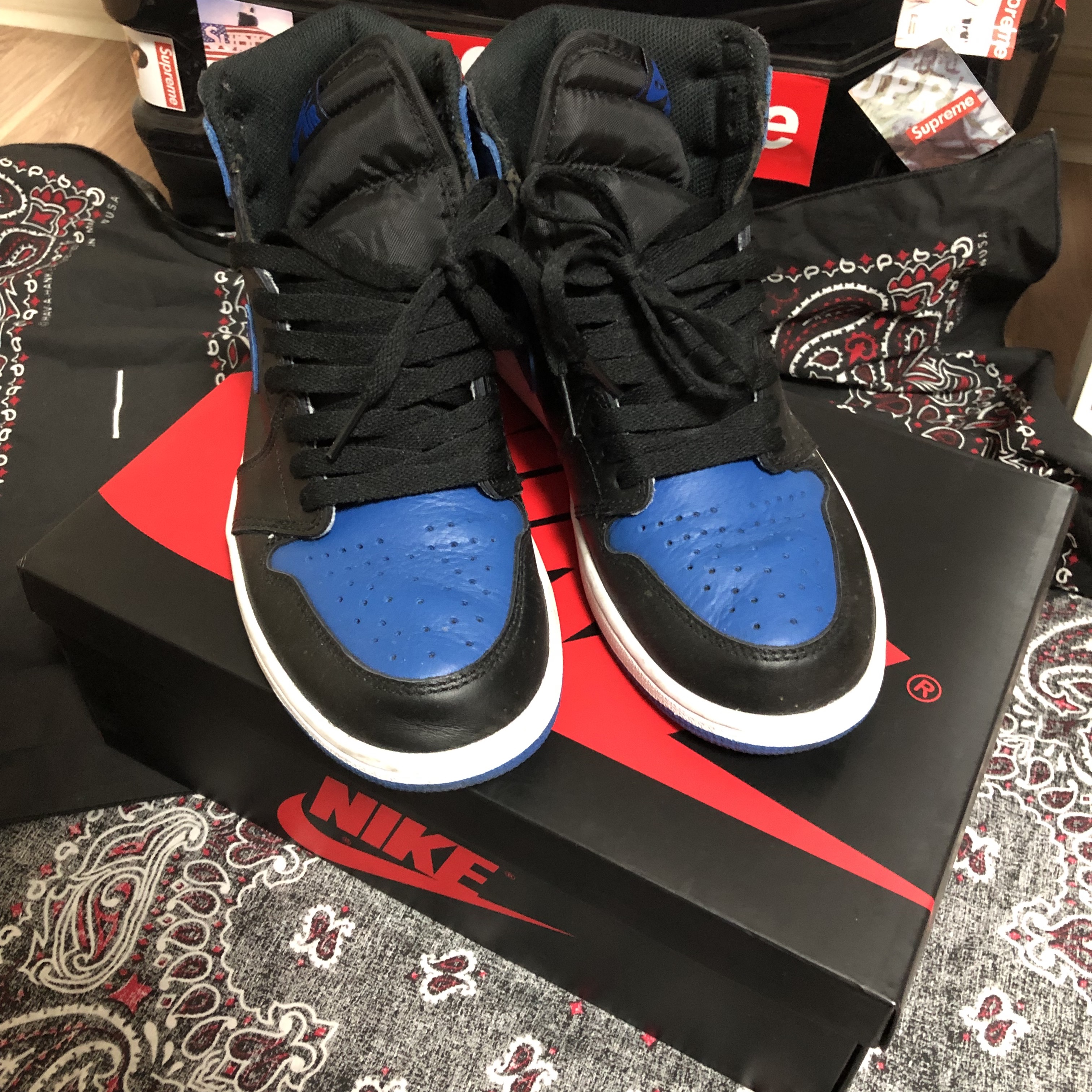 Jordan 1 Retro Royal 2017 착용 스타일 - 1