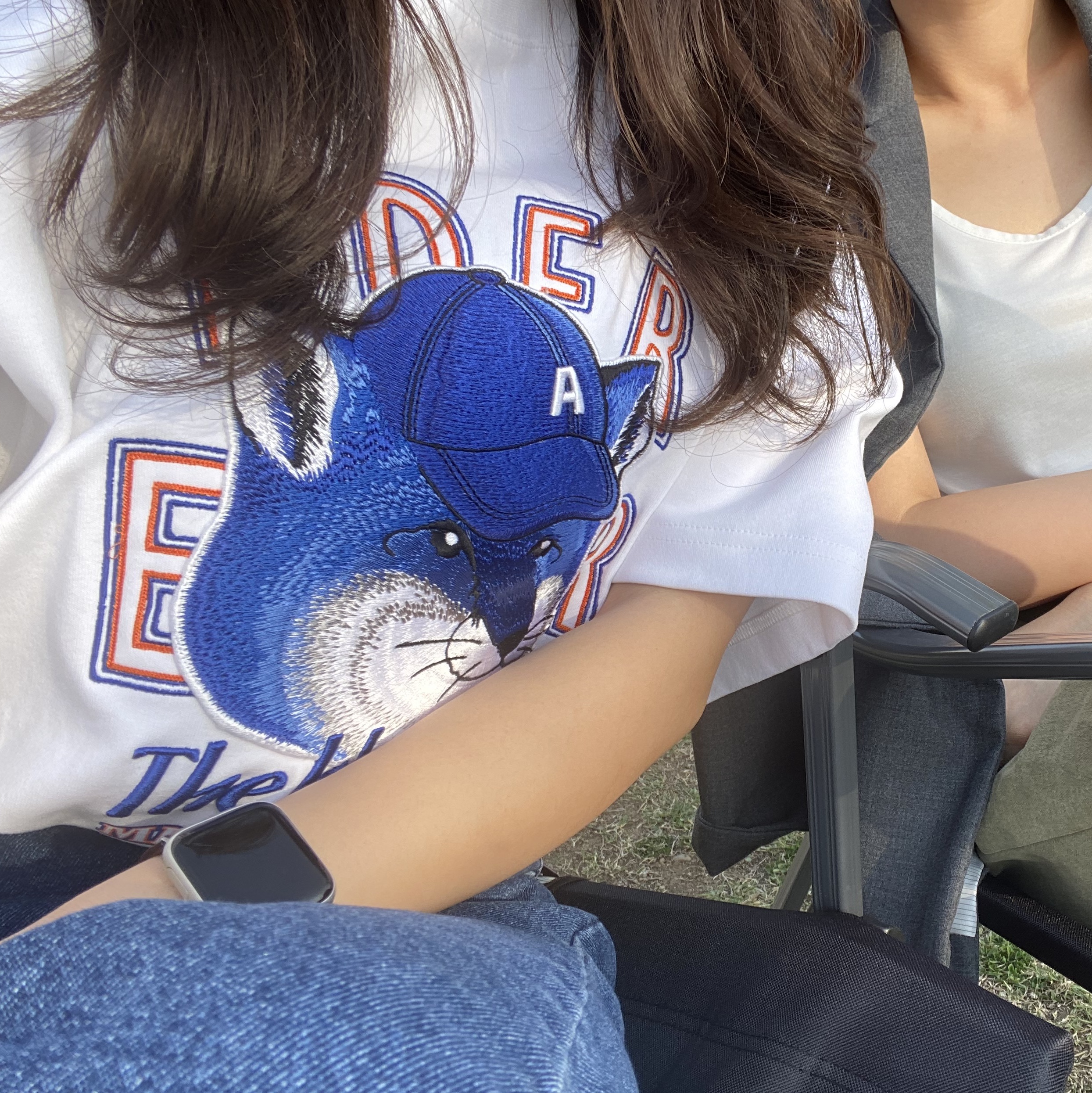 Maison Kitsune x Ader Error The Bluest Fox T-Shirt White, Nike Dunk Low Retro Medium Grey 착용 스타일 - 2
