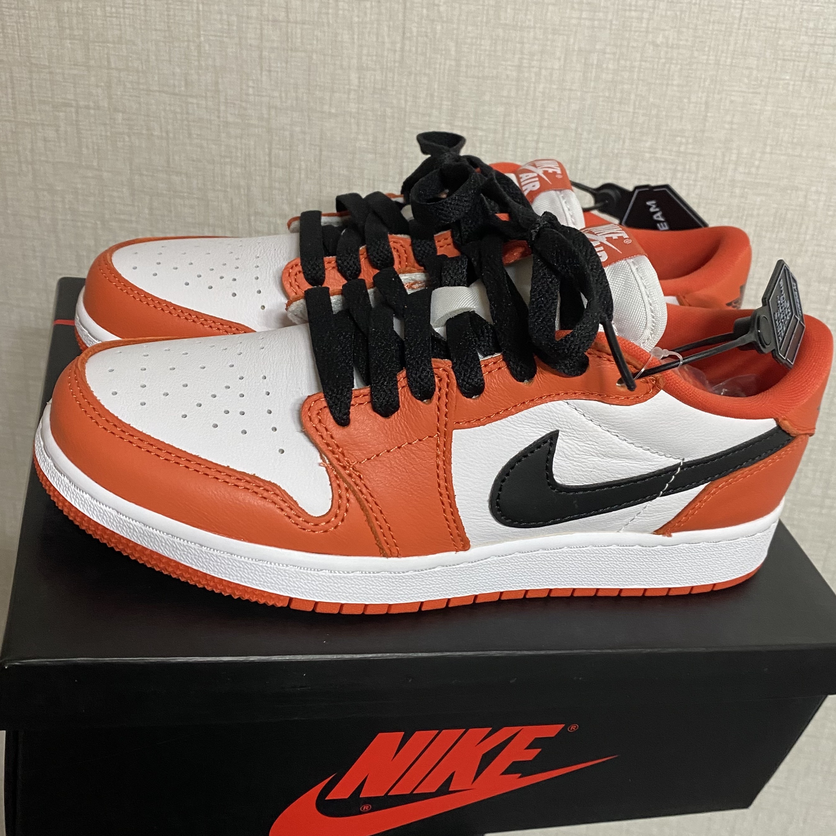 (GS) Jordan 1 Low OG Starfish 착용 스타일 - 2