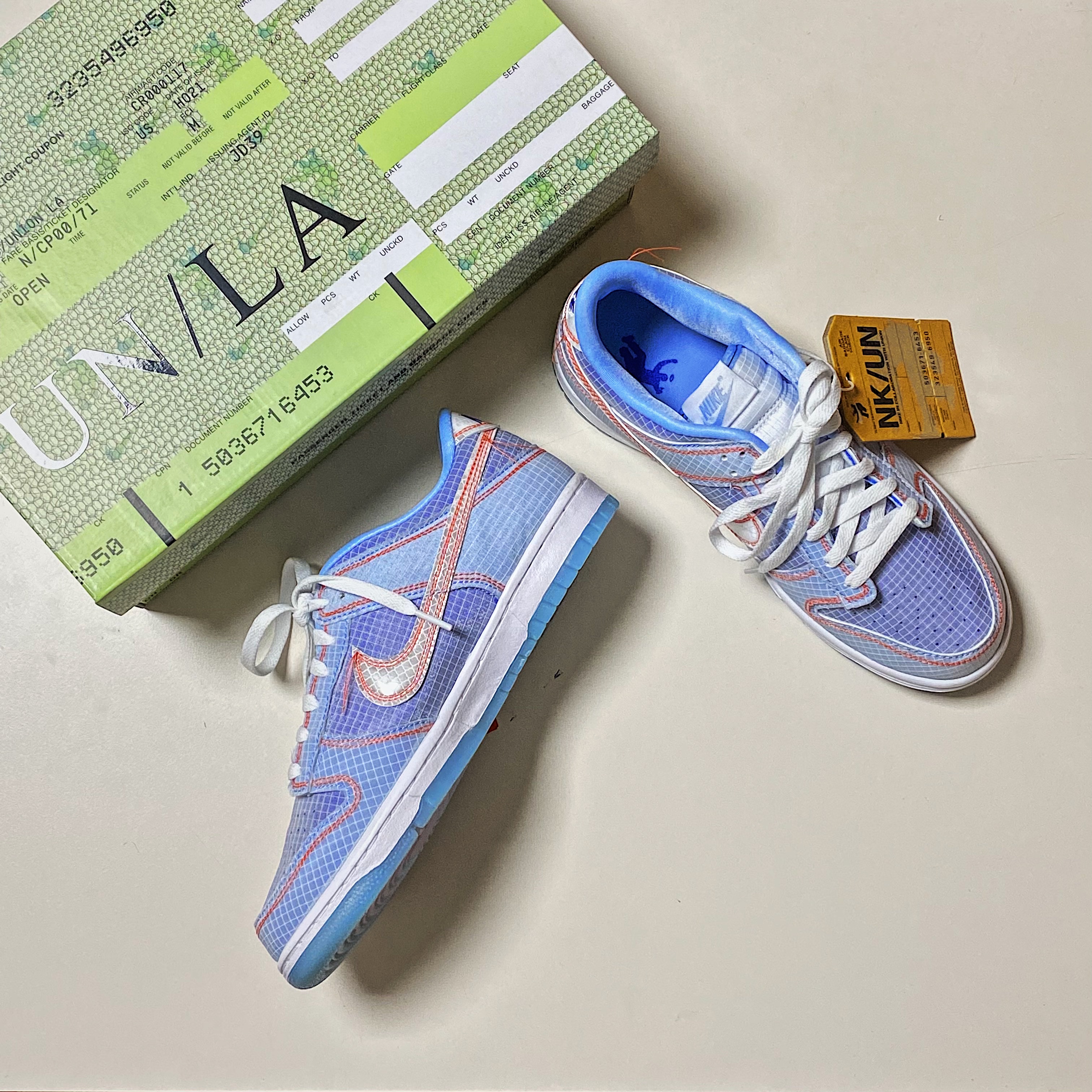 Nike x Union Dunk Low Passport Pack Argon 착용 스타일 - 1
