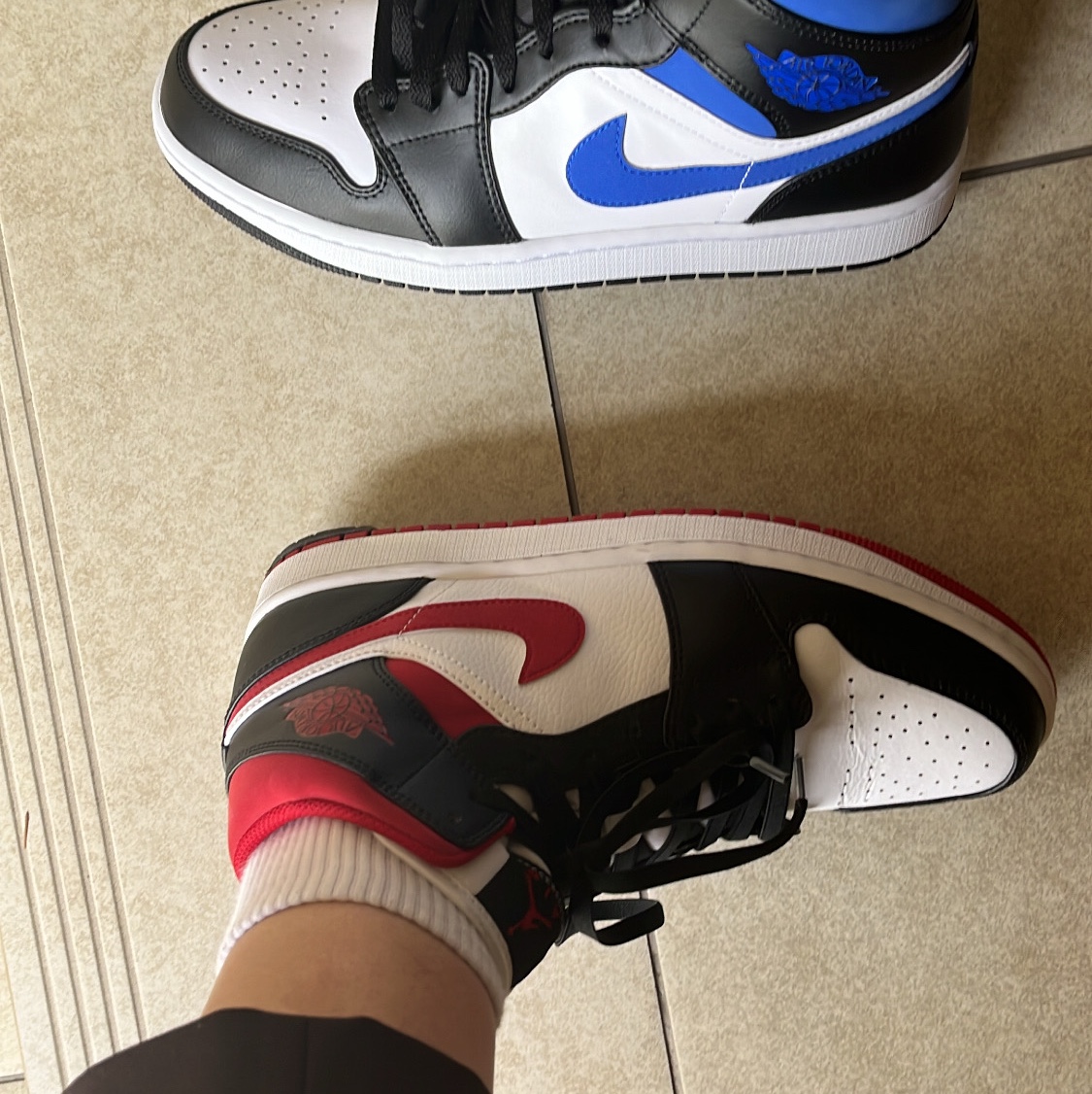 Jordan 1 Mid Gym Red Black White, Jordan 1 Mid Racer Blue 착용 스타일