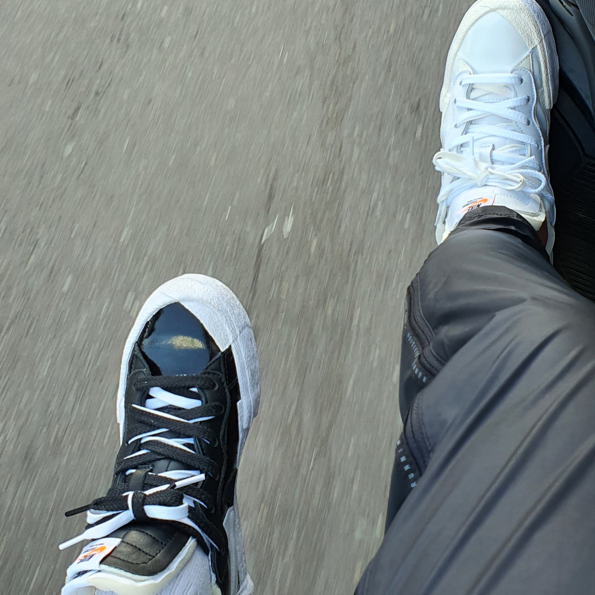 Nike x Sacai Blazer Low Black Patent Leather, Nike x Sacai Blazer Low White Patent Leather 착용 스타일