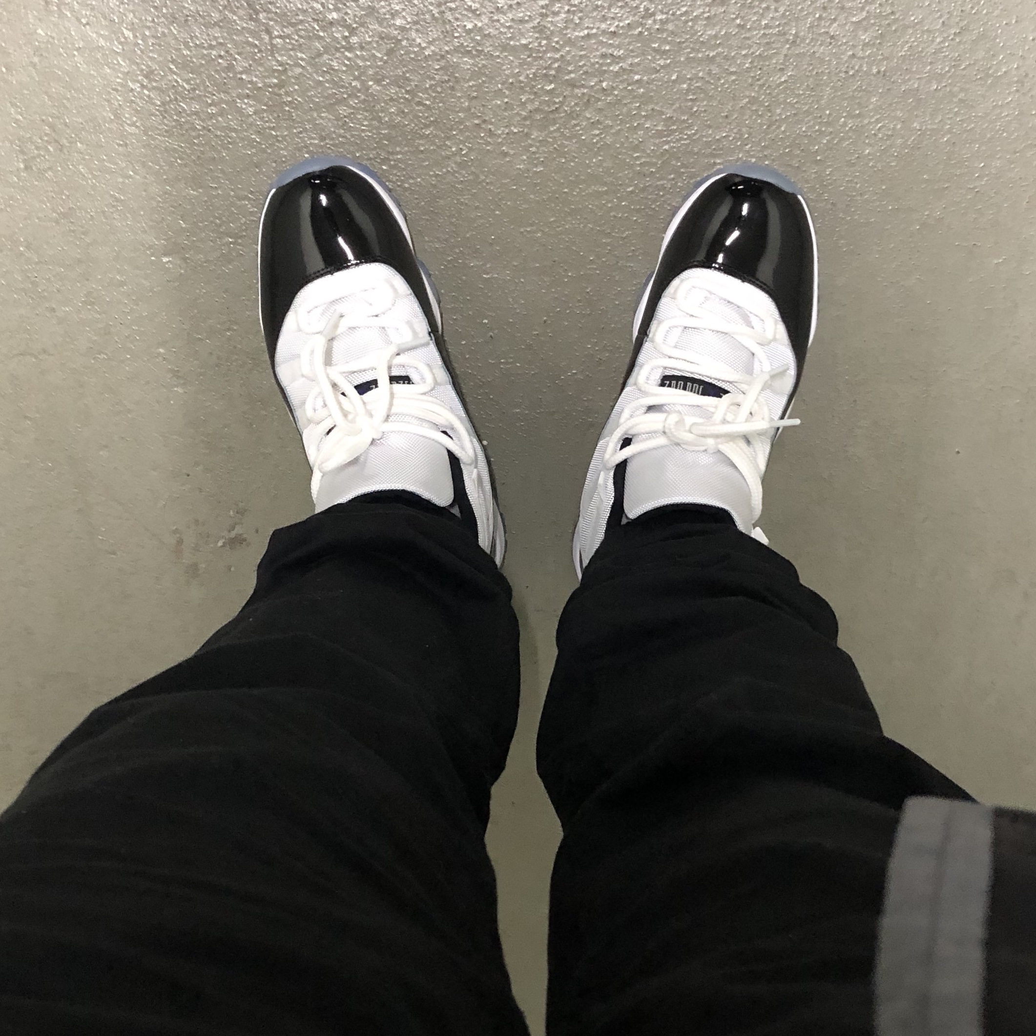 Jordan 11 Retro Concord 2018 착용 스타일 - 1