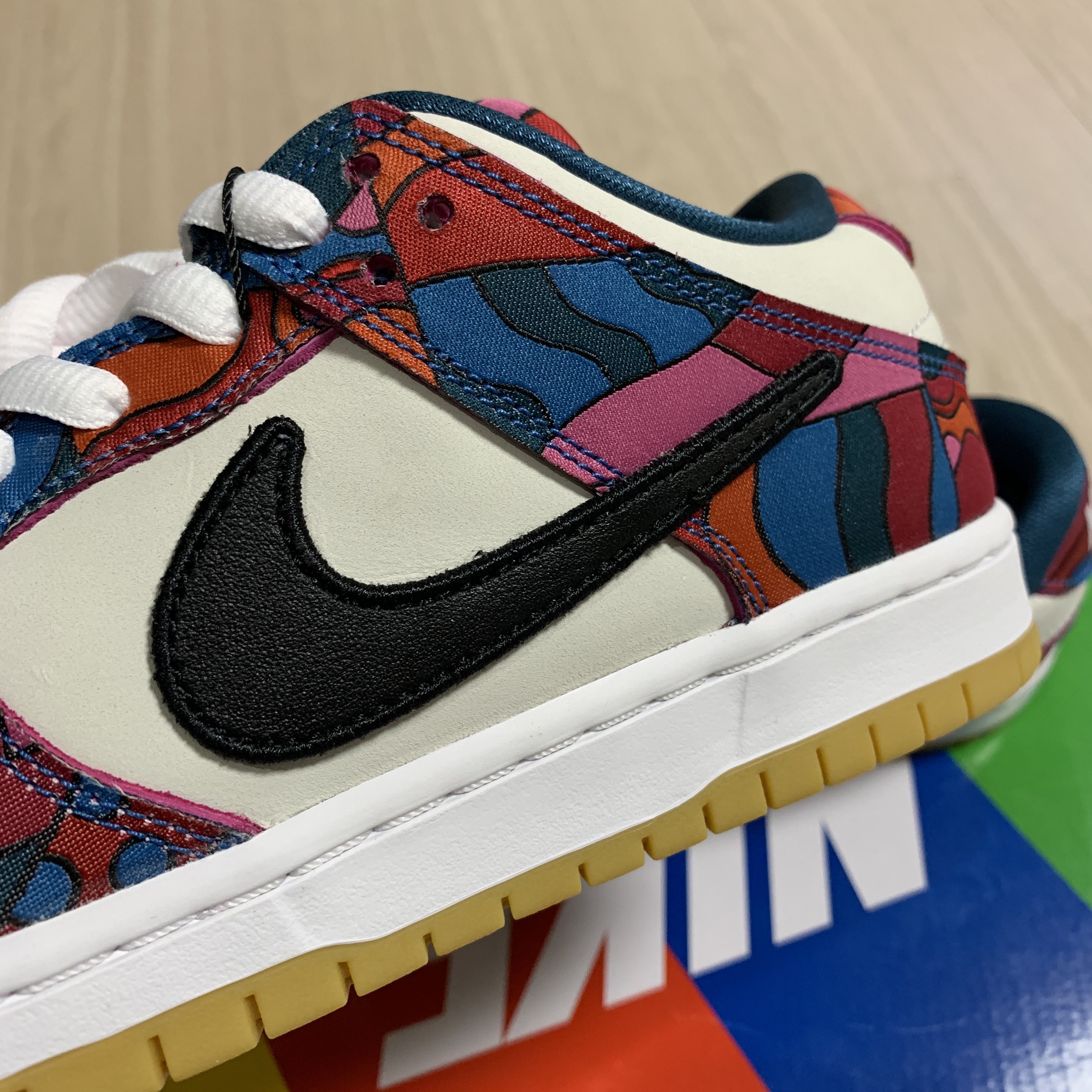 Nike x Parra SB Dunk Low Pro Abstract Art 착용 스타일 - 2