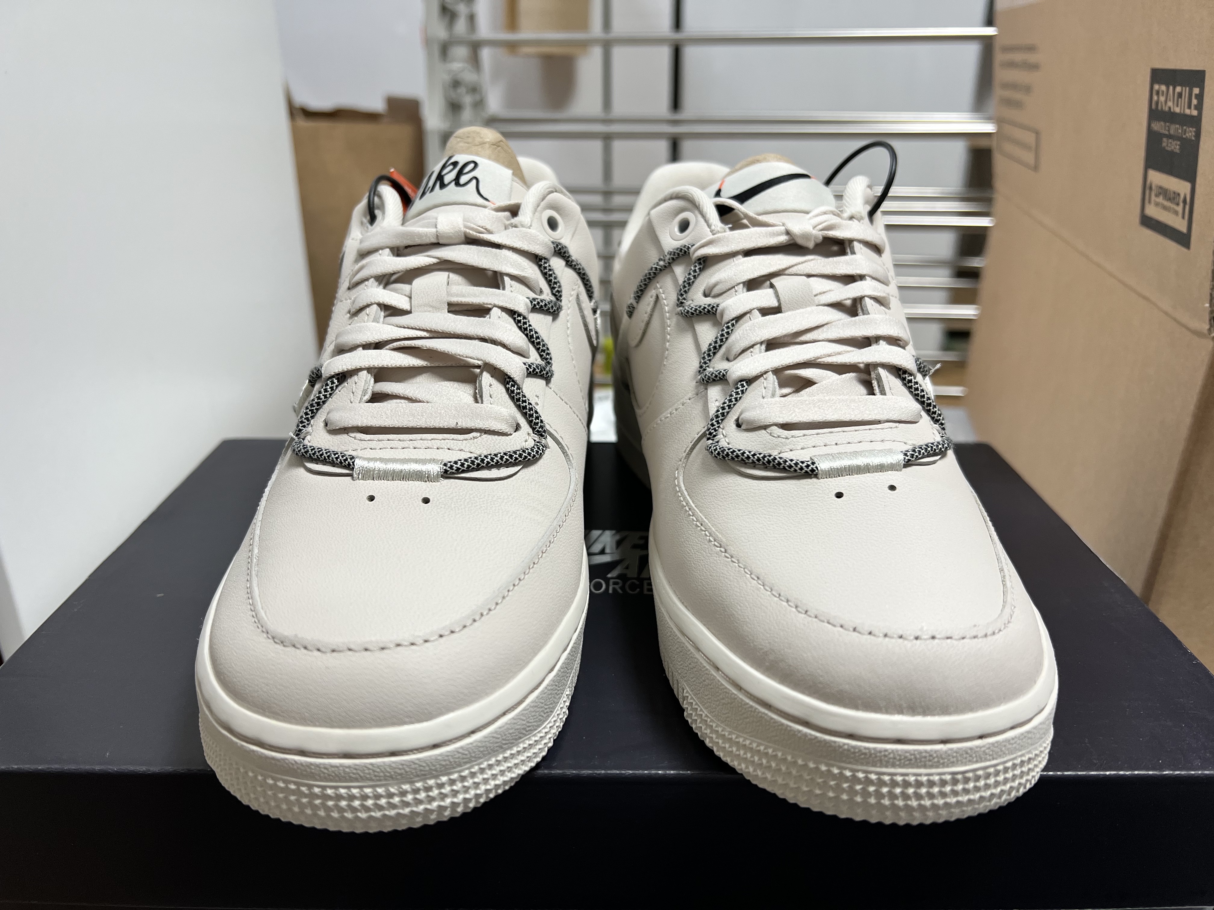 (W) Nike Air Force 1 '07 LX Light Orewood Brown 착용 스타일 - 4