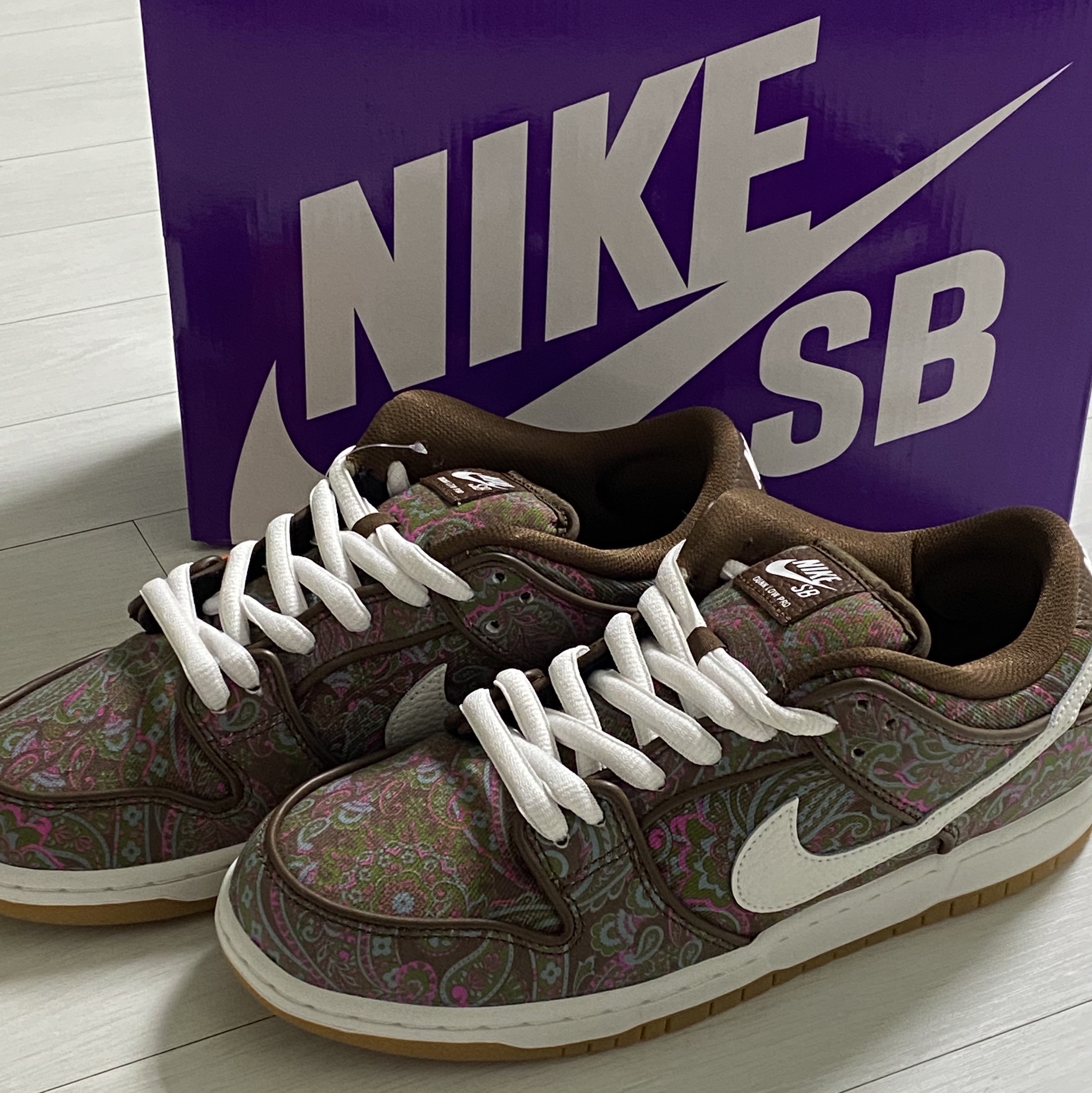 Nike SB Dunk Low Pro Premium Paisley 착용 스타일