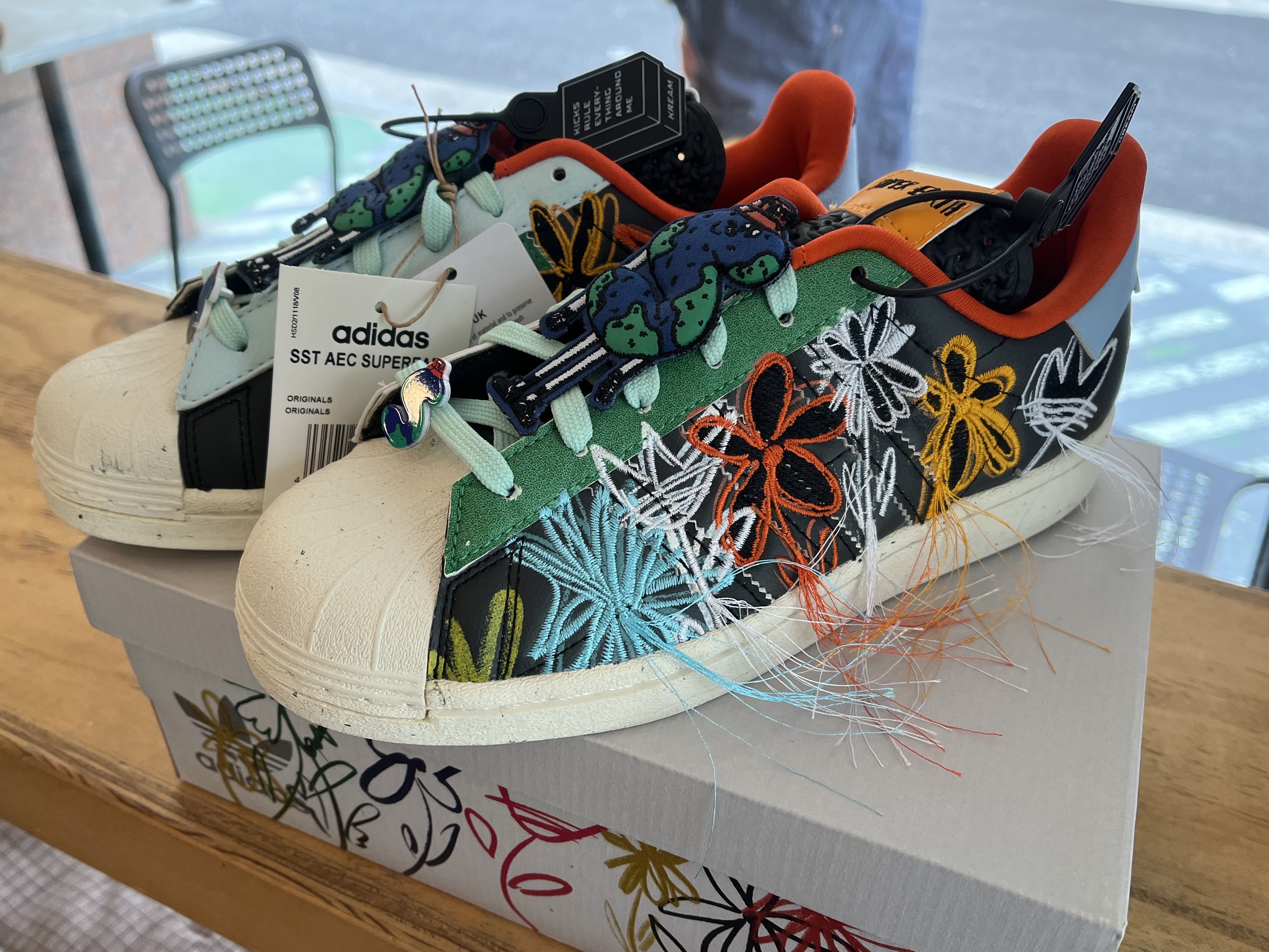 Adidas x Sean Wotherspoon Superstar Superearth Black 착용 스타일