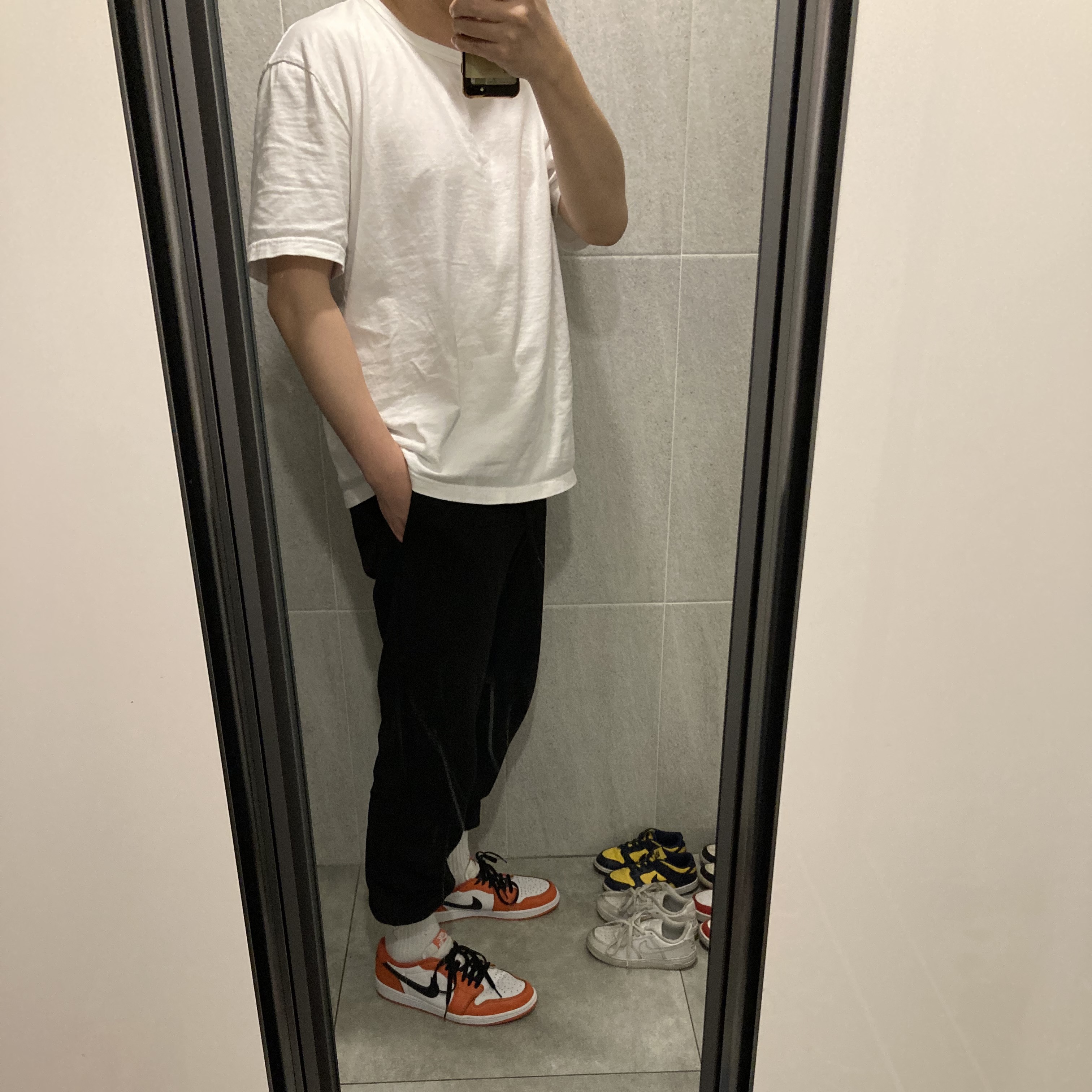 Jordan 1 Low OG Starfish 착용 스타일 - 4