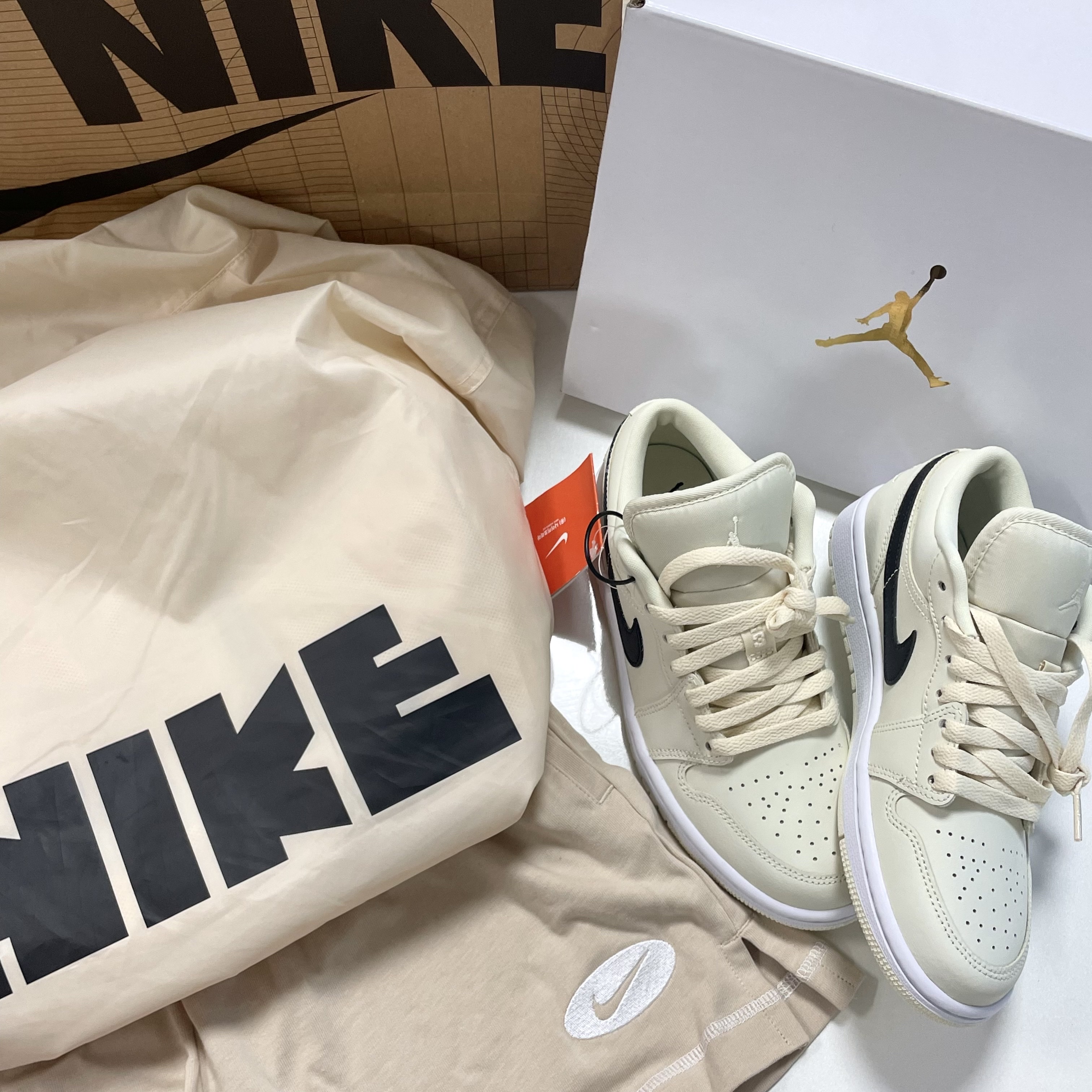 (W) Jordan 1 Low Coconut Milk 착용 스타일
